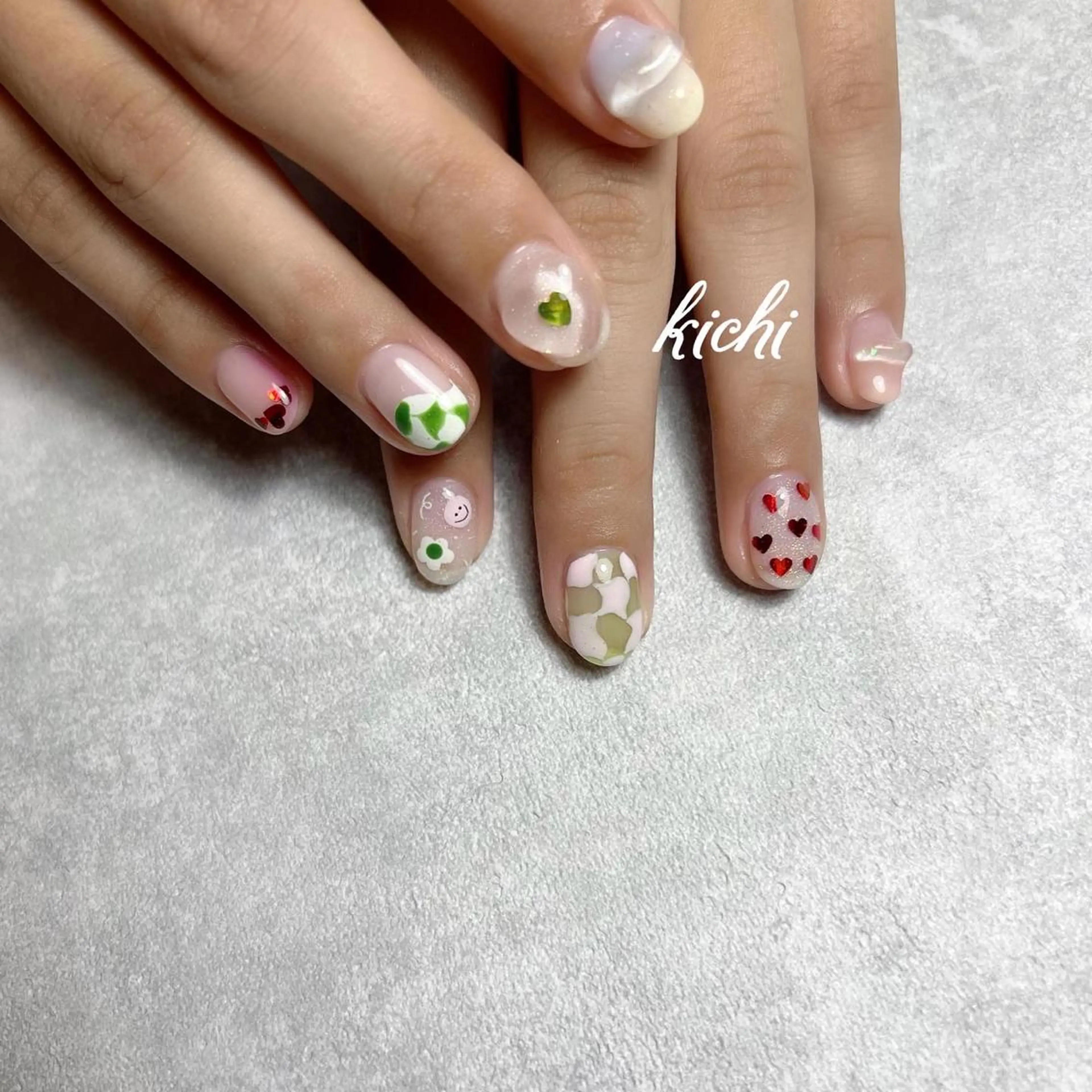 ネイル kichi･: *のネイルデザイン