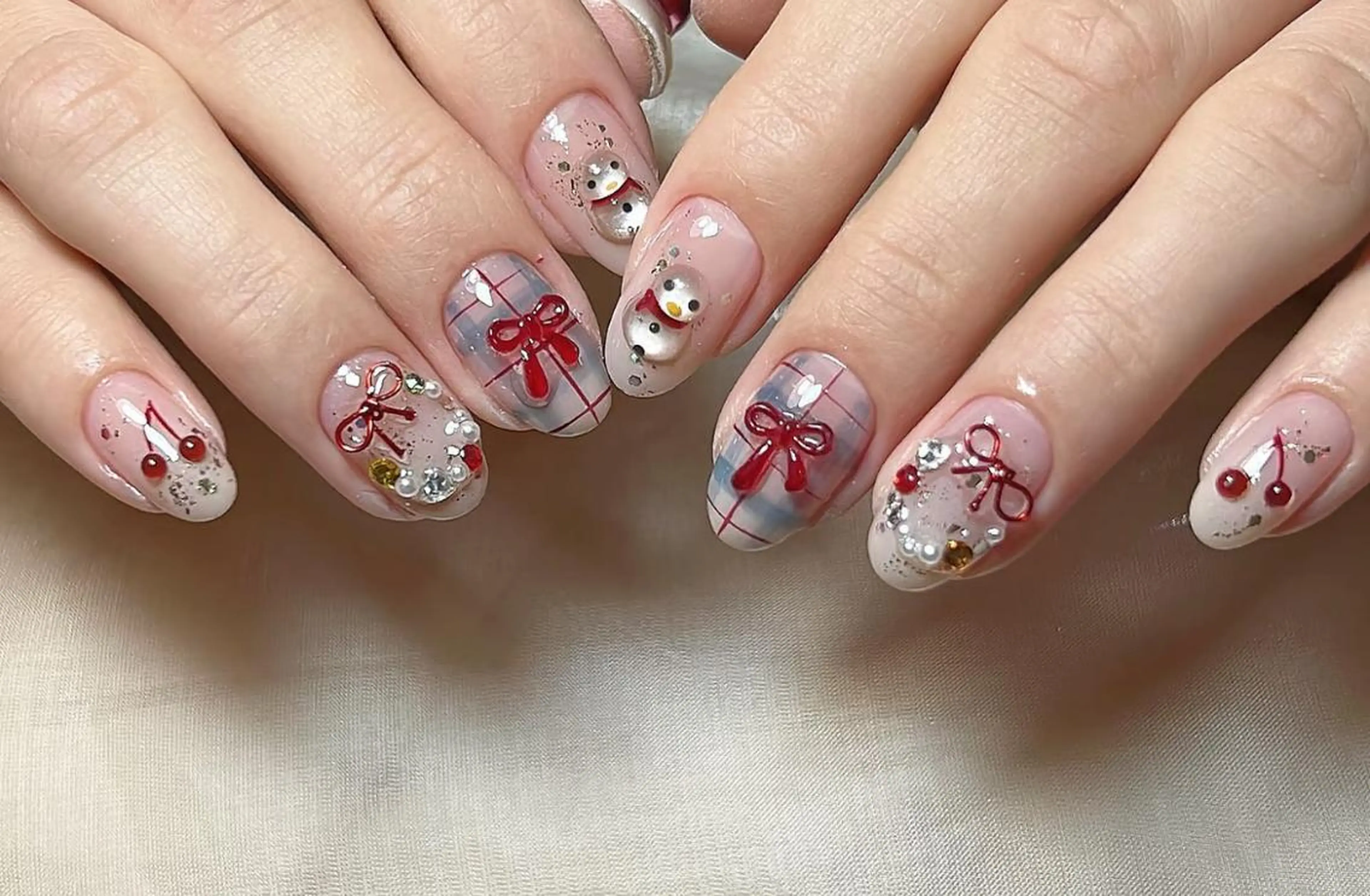 ネイル ハンドネイル 🎀 KiKi_nailのネイルデザイン