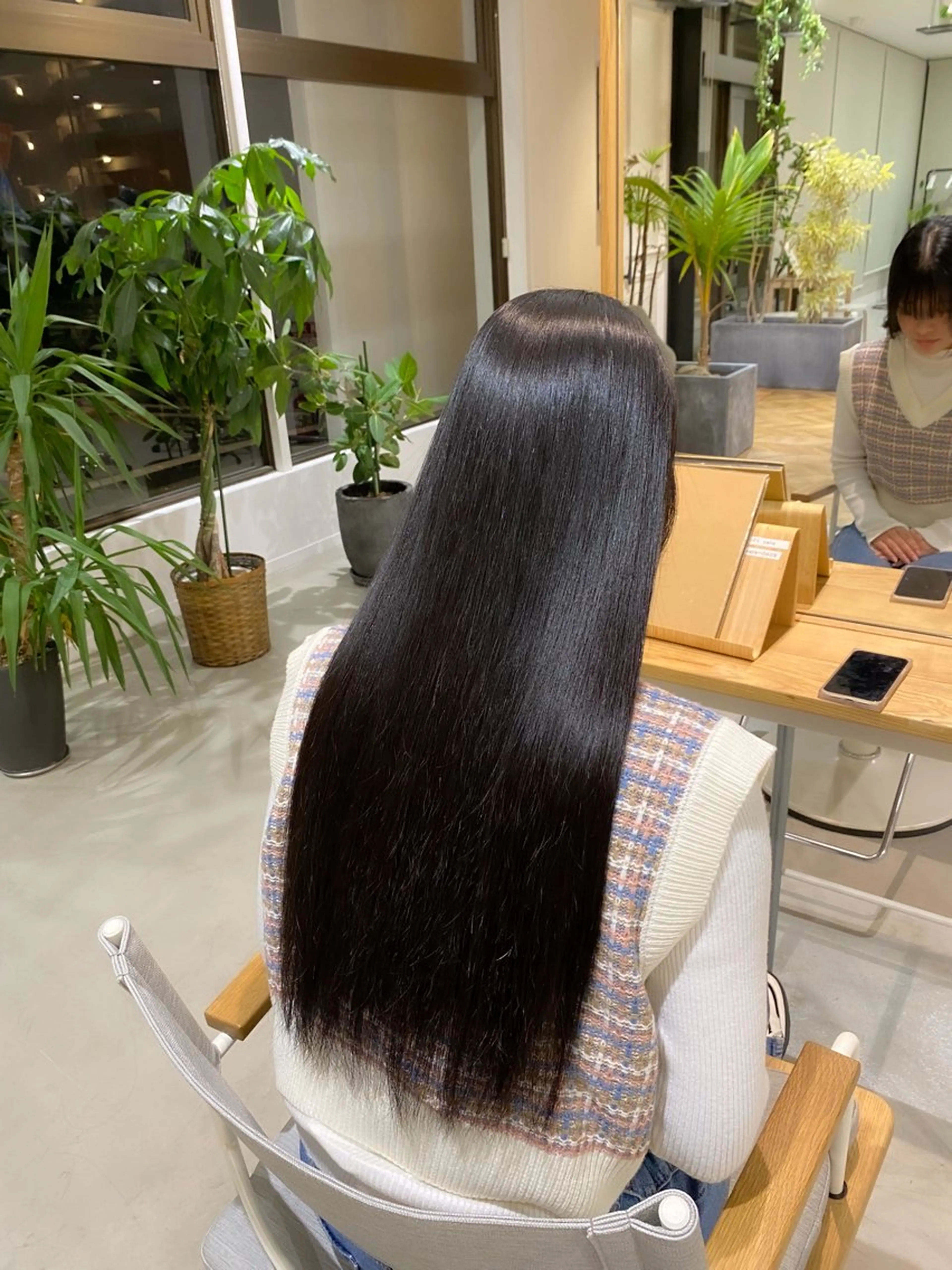 ロング yate'/ Wカラー/小出捷也のヘアスタイル