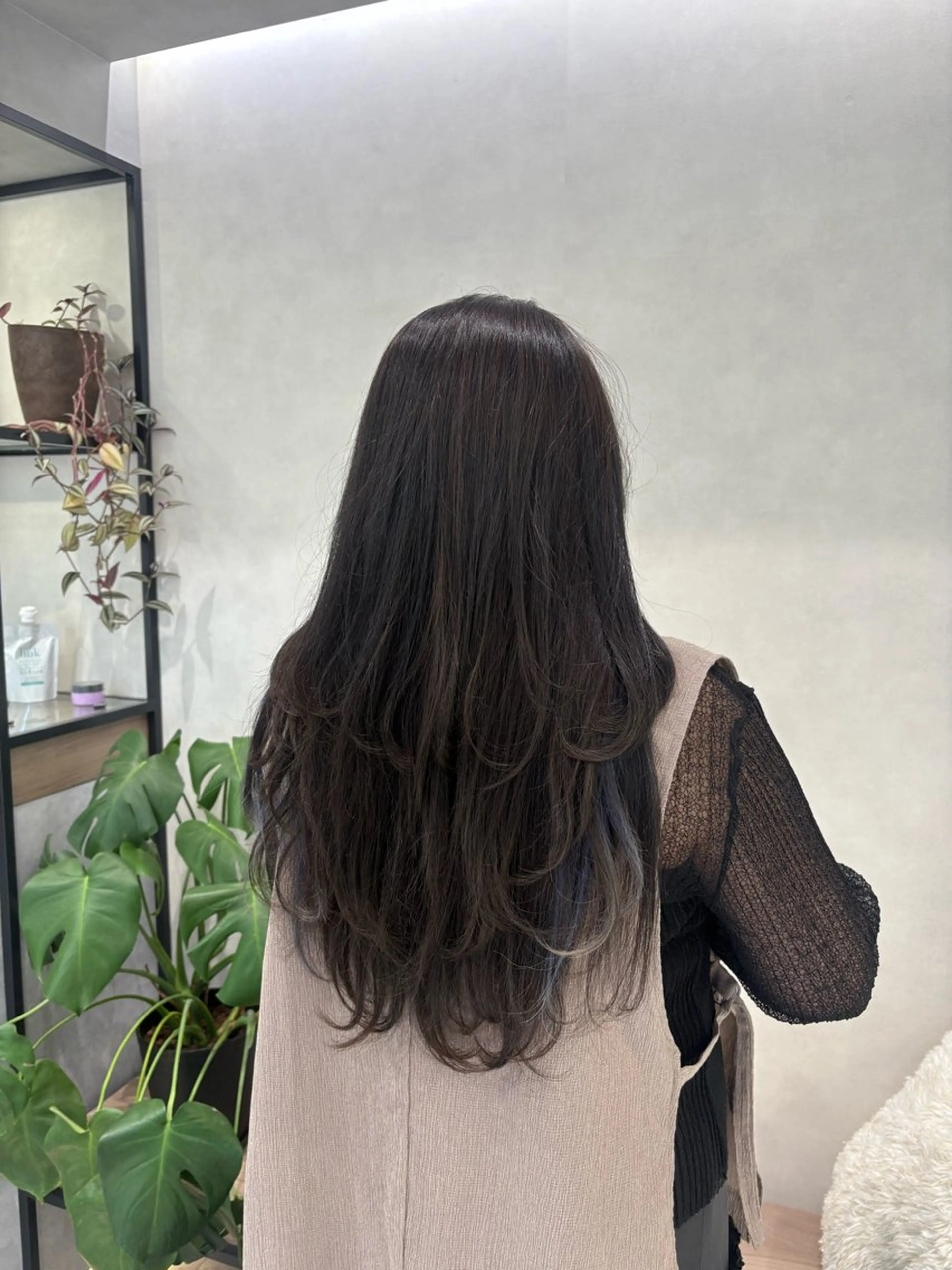 ロング カット Nail &Beauty by UNO伊勢原所属・COCO .のヘアスタイル