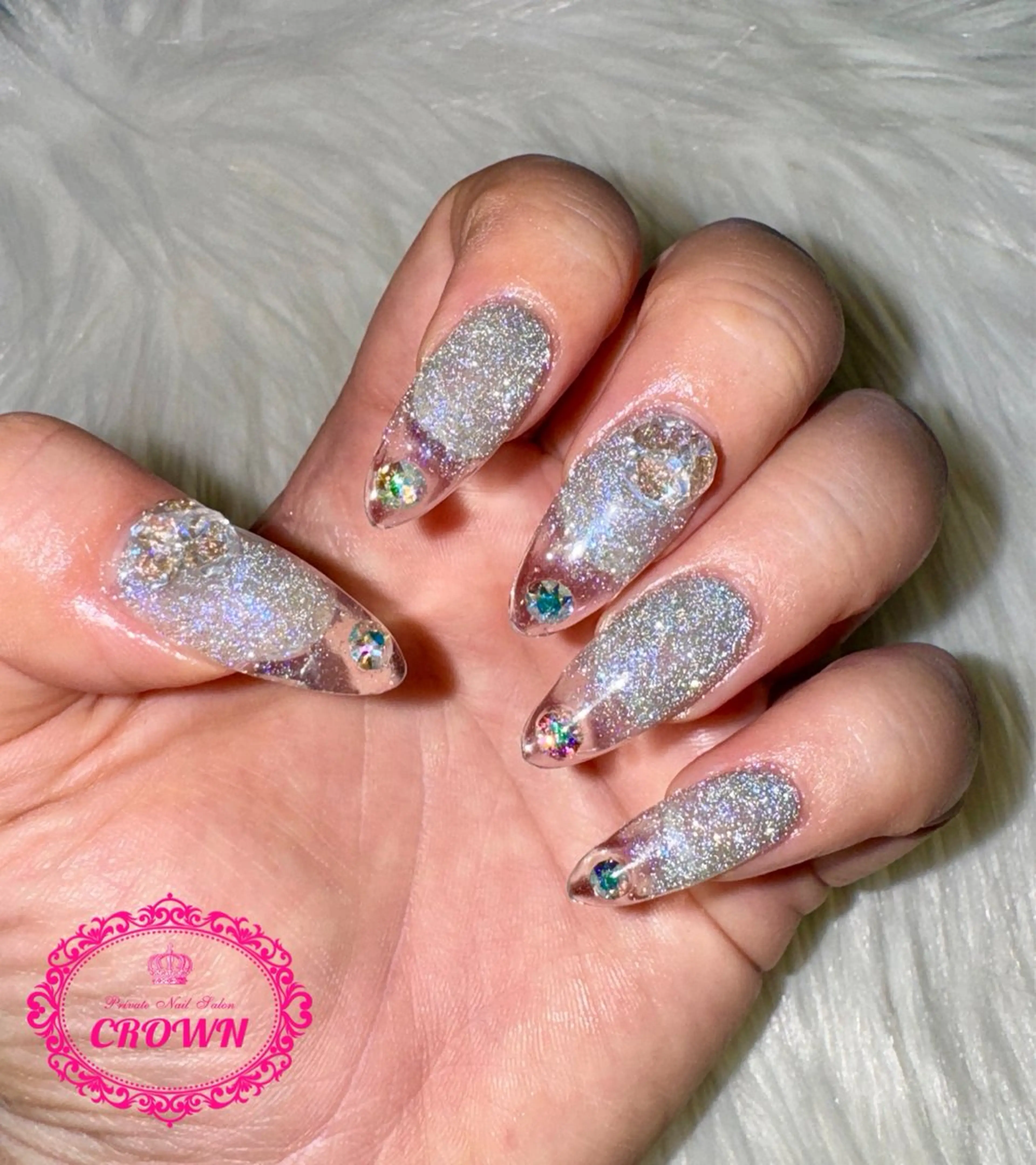 ネイル CROWN プライベートサロンのネイルデザイン