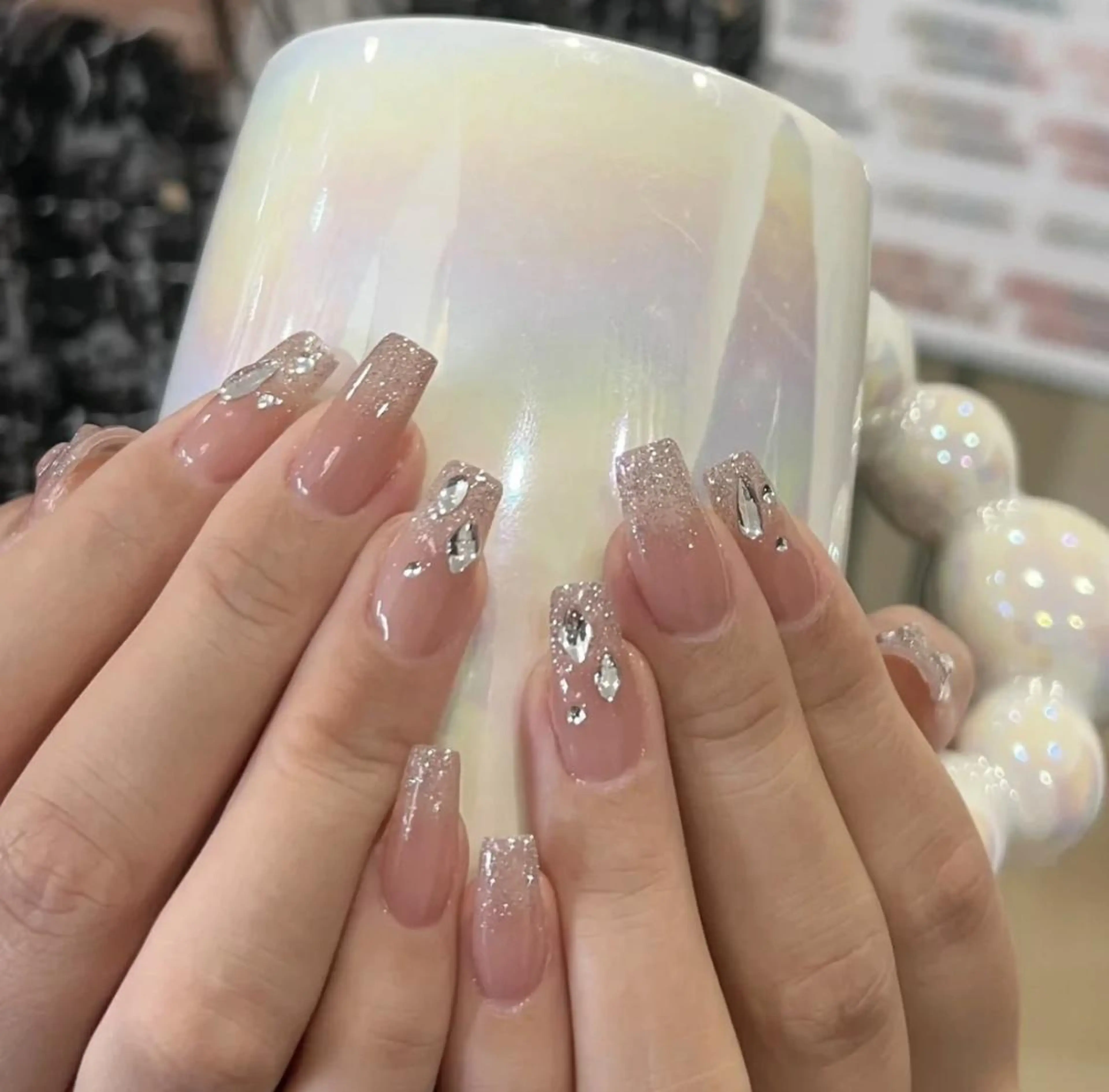 ネイル ネイルチップ Queens ひなのネイルデザイン