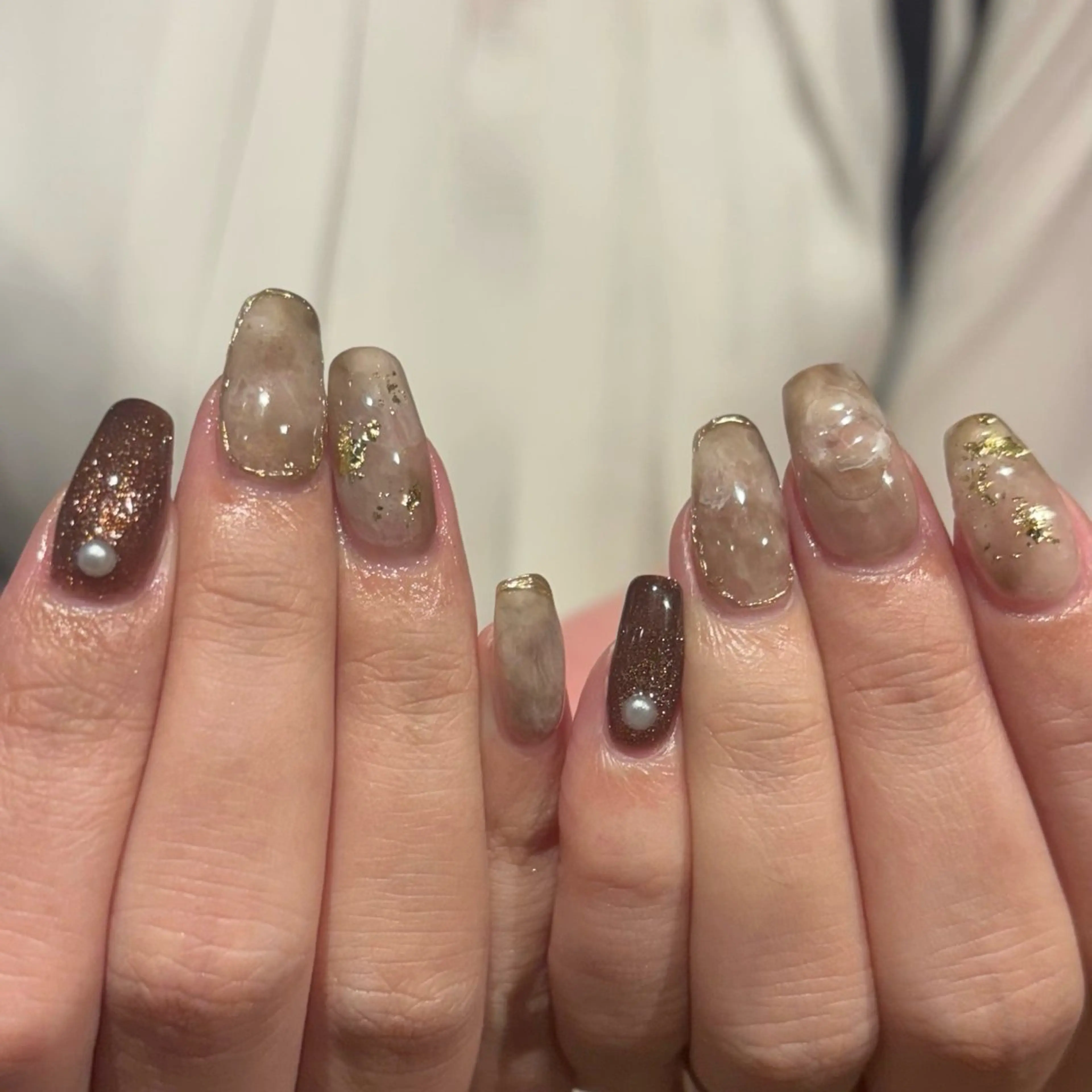 ネイル ボルドー ブラウン マグネットネイル ミラーネイル ニュアンスネイル ハンドネイル Bianca名駅店 安田のネイルデザイン