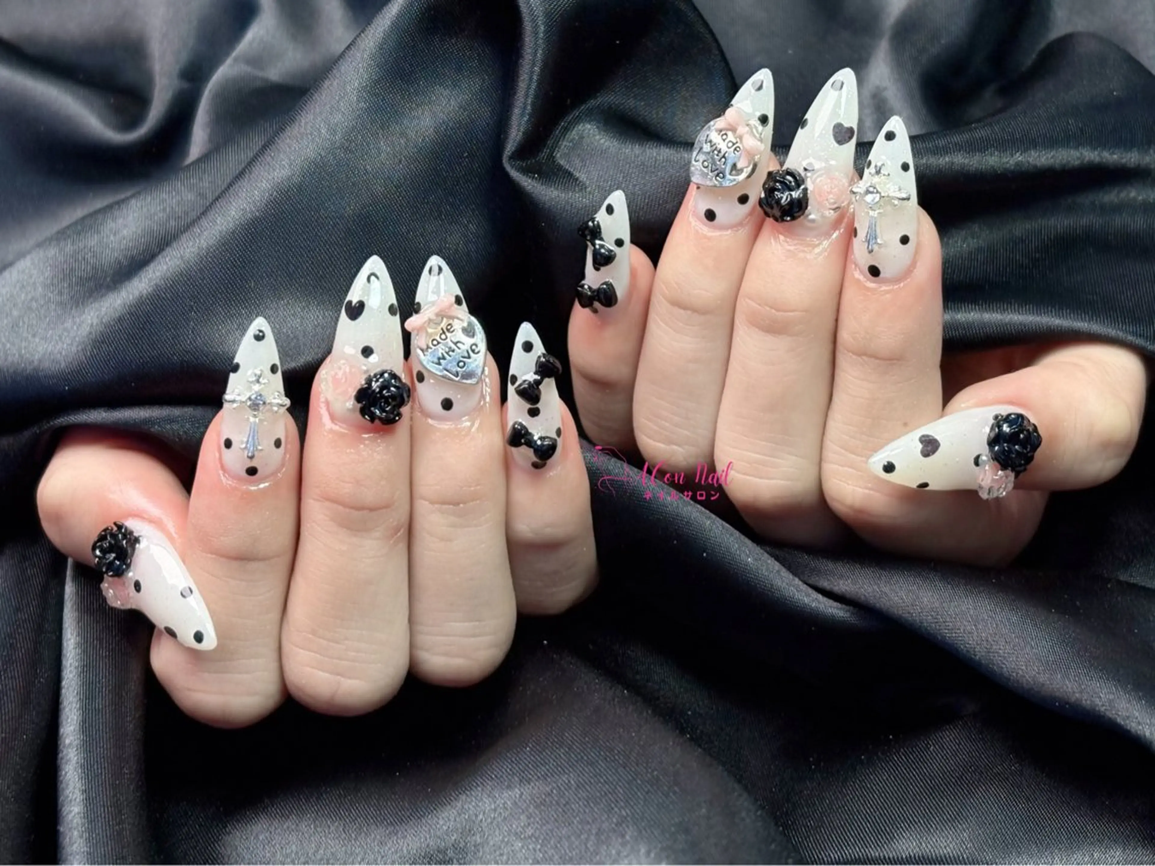 ネイル 桜ネイル 長さ出し フラワーネイル フレンチネイル ジェルネイル ハンドネイル ACon NailSalonのネイルデザイン