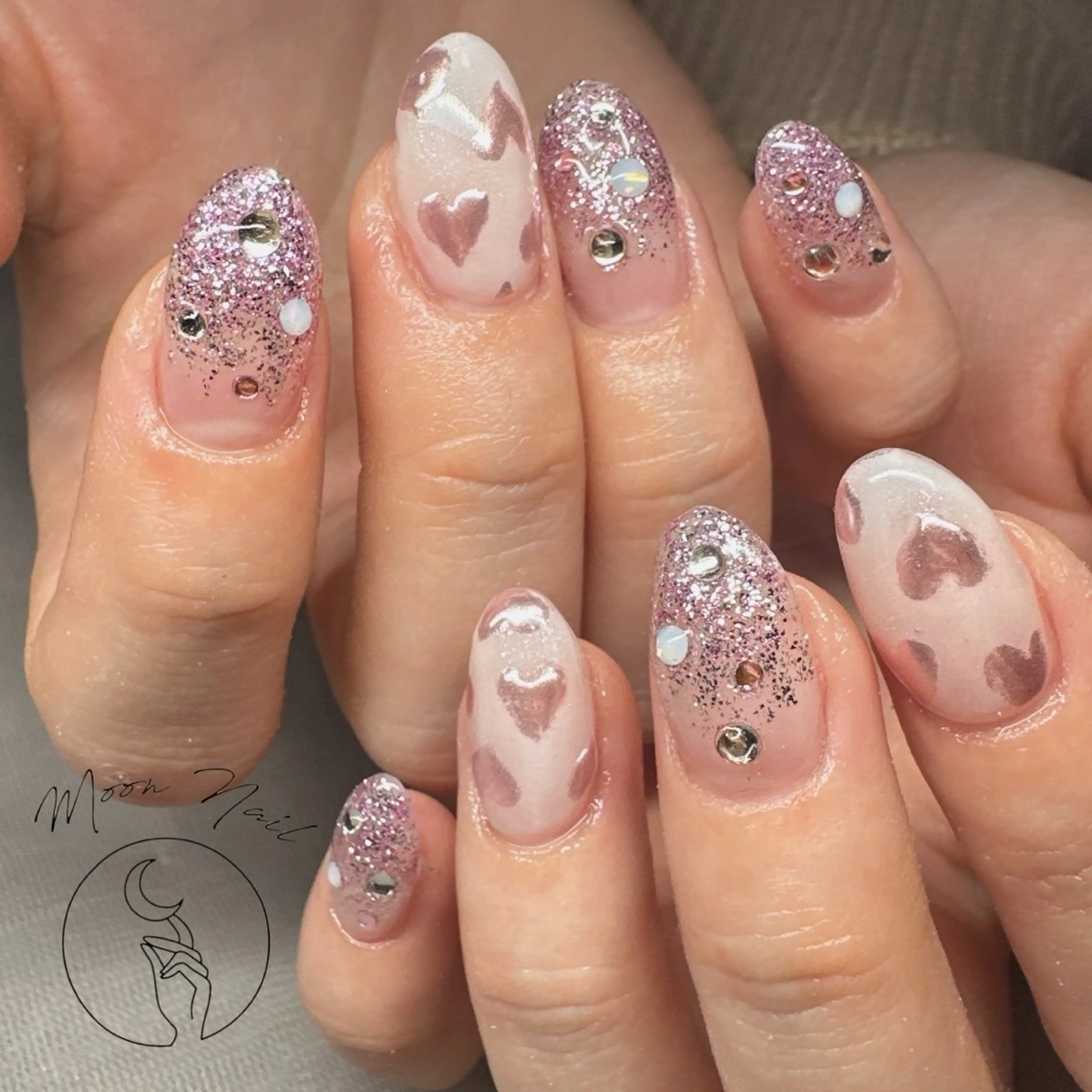 ネイル ハンドネイル Moon  Nail /栄　大須のネイルデザイン