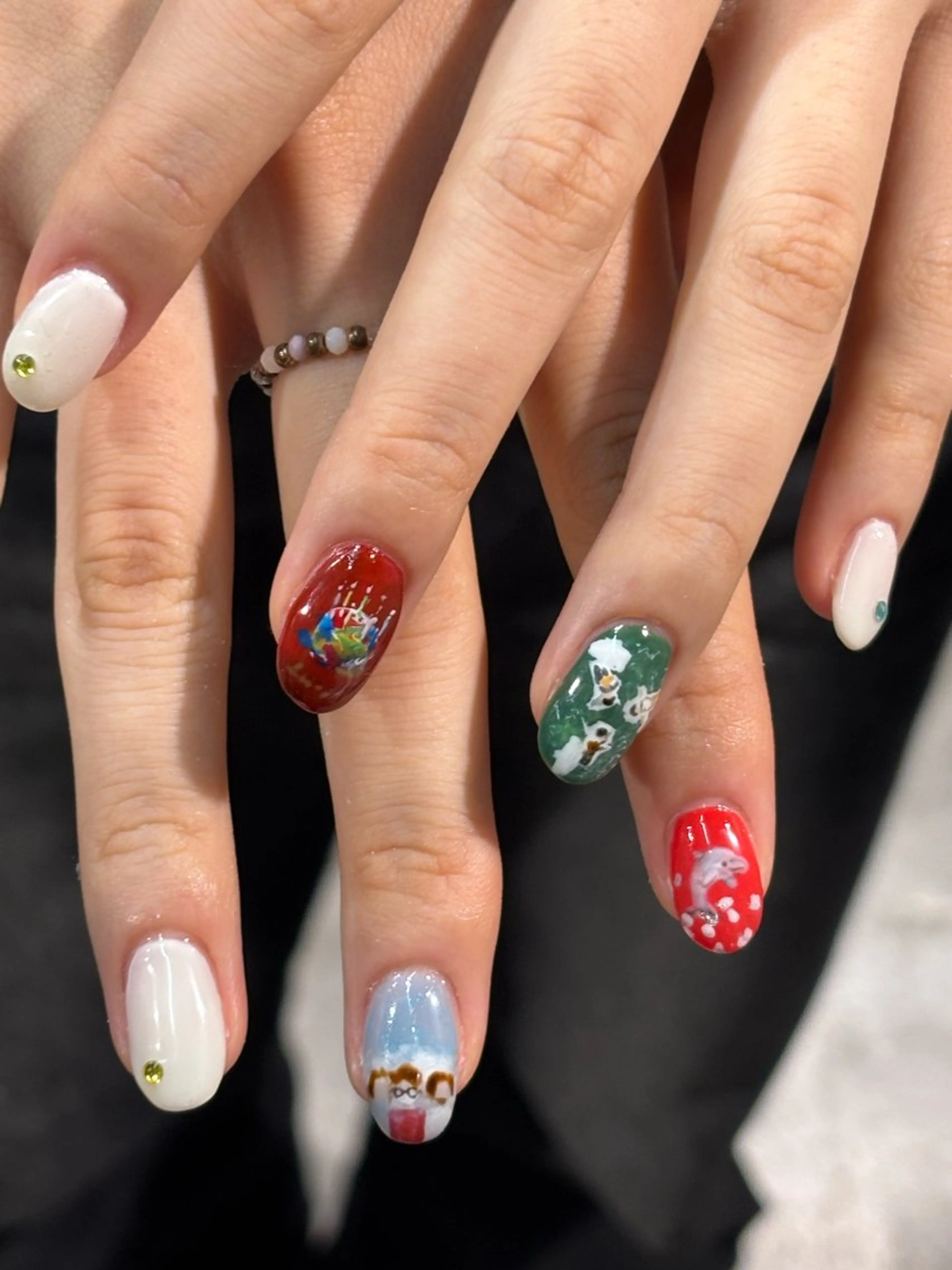 ネイル ハンドネイル ハンドケア AMRITA omotesando所属・艶ｶﾗｰ･:*個性派 ﾈｲﾙ🦋mire-のネイルデザイン