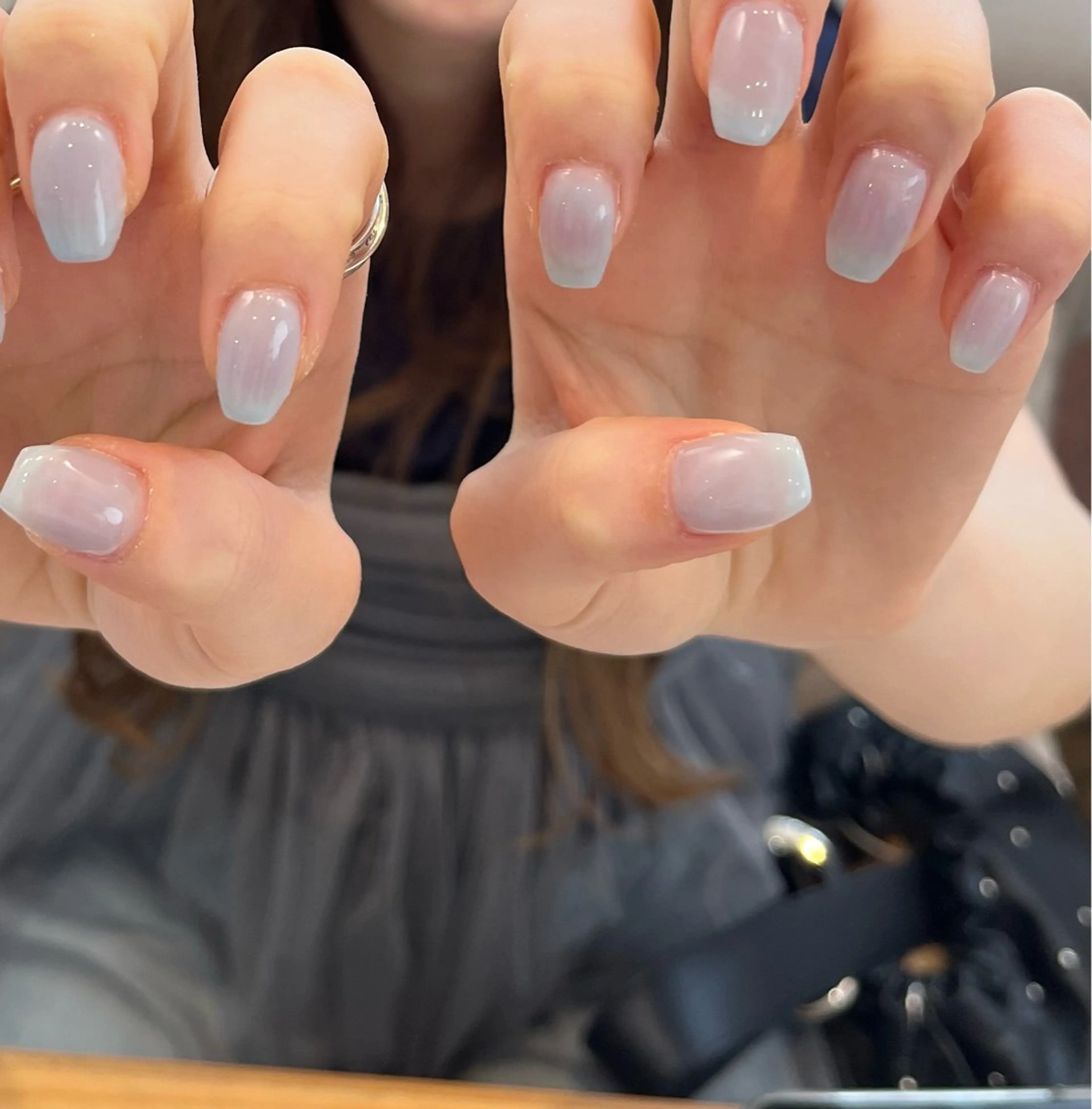 ネイル ブルー クリアネイル 水色 ハンドネイル 市本 葵のネイルデザイン