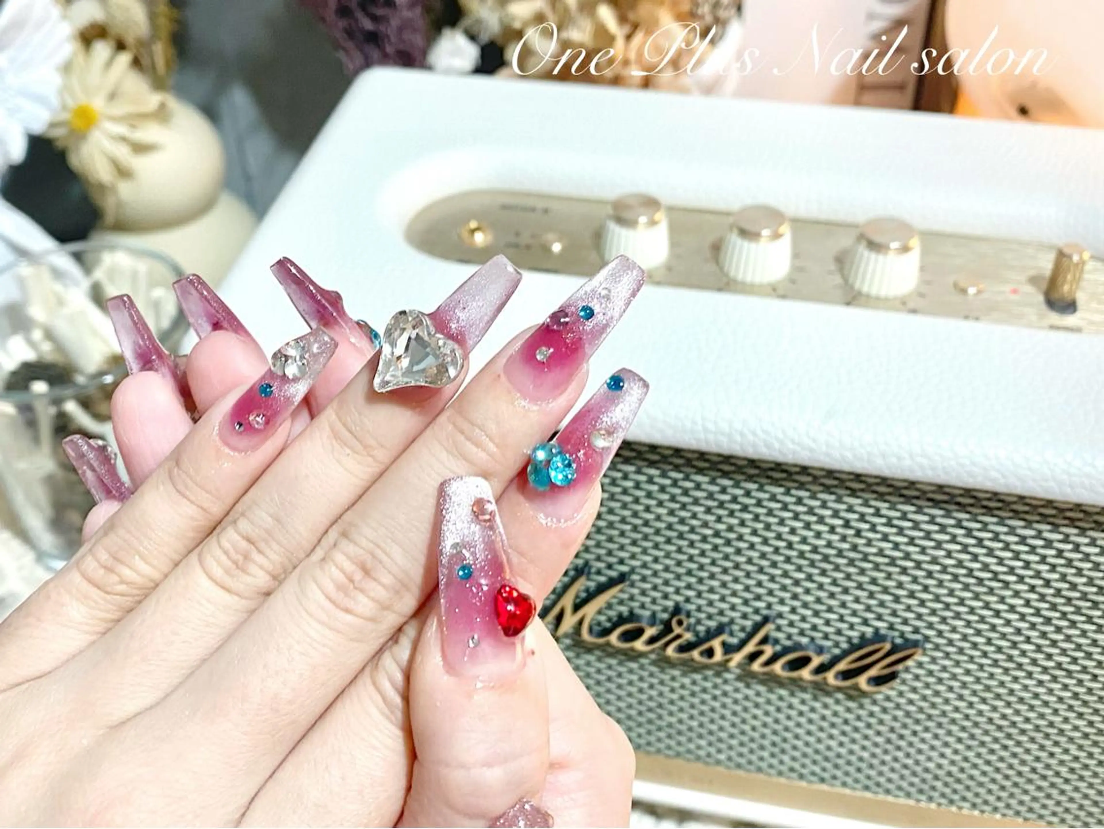 ネイル One Plus Nail Salonのネイルデザイン