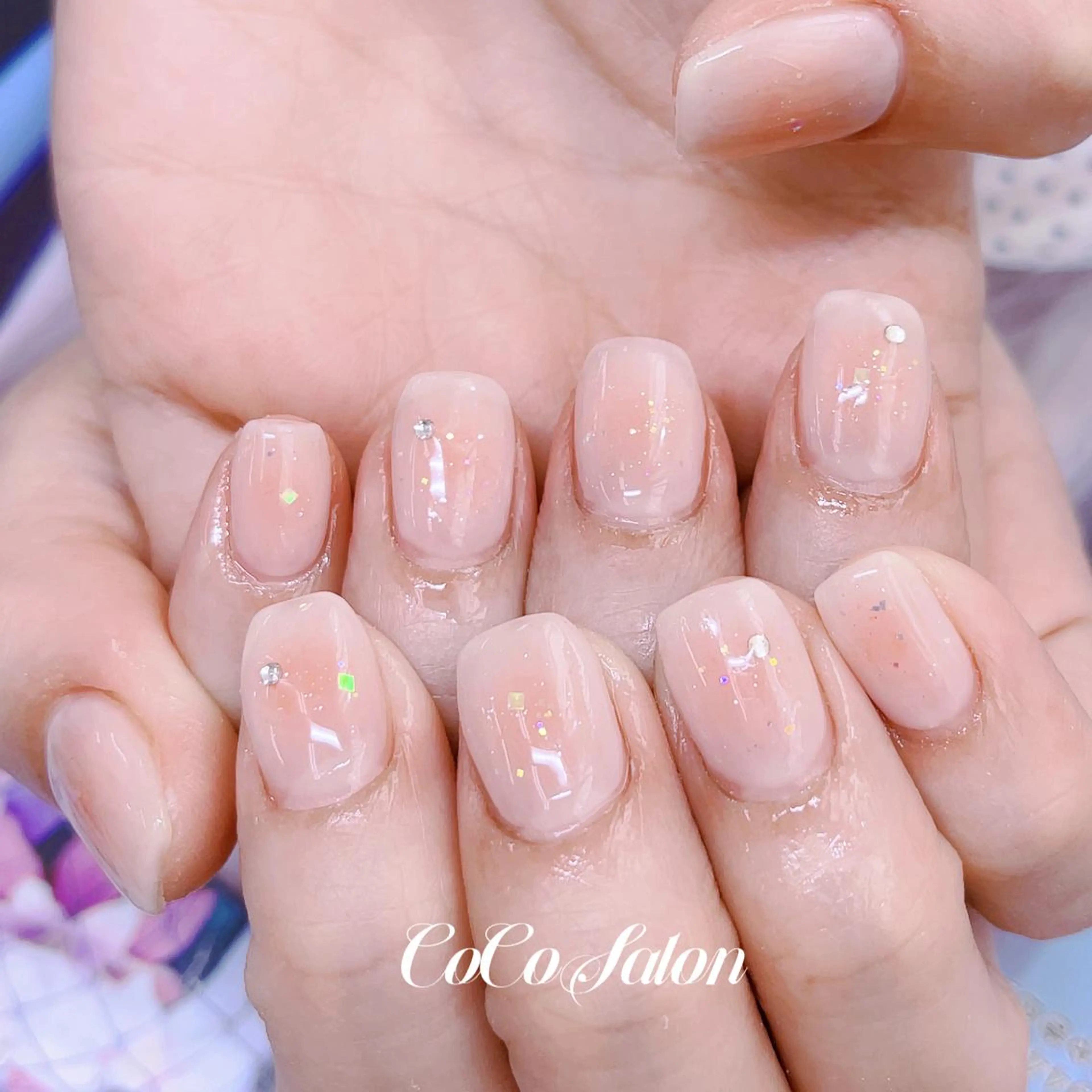 ネイル オーロラネイル チークネイル 長さ出し ジェルネイル グラデーション ハンドネイル CoCoSalon ネイル/まつ毛予約のネイルデザイン