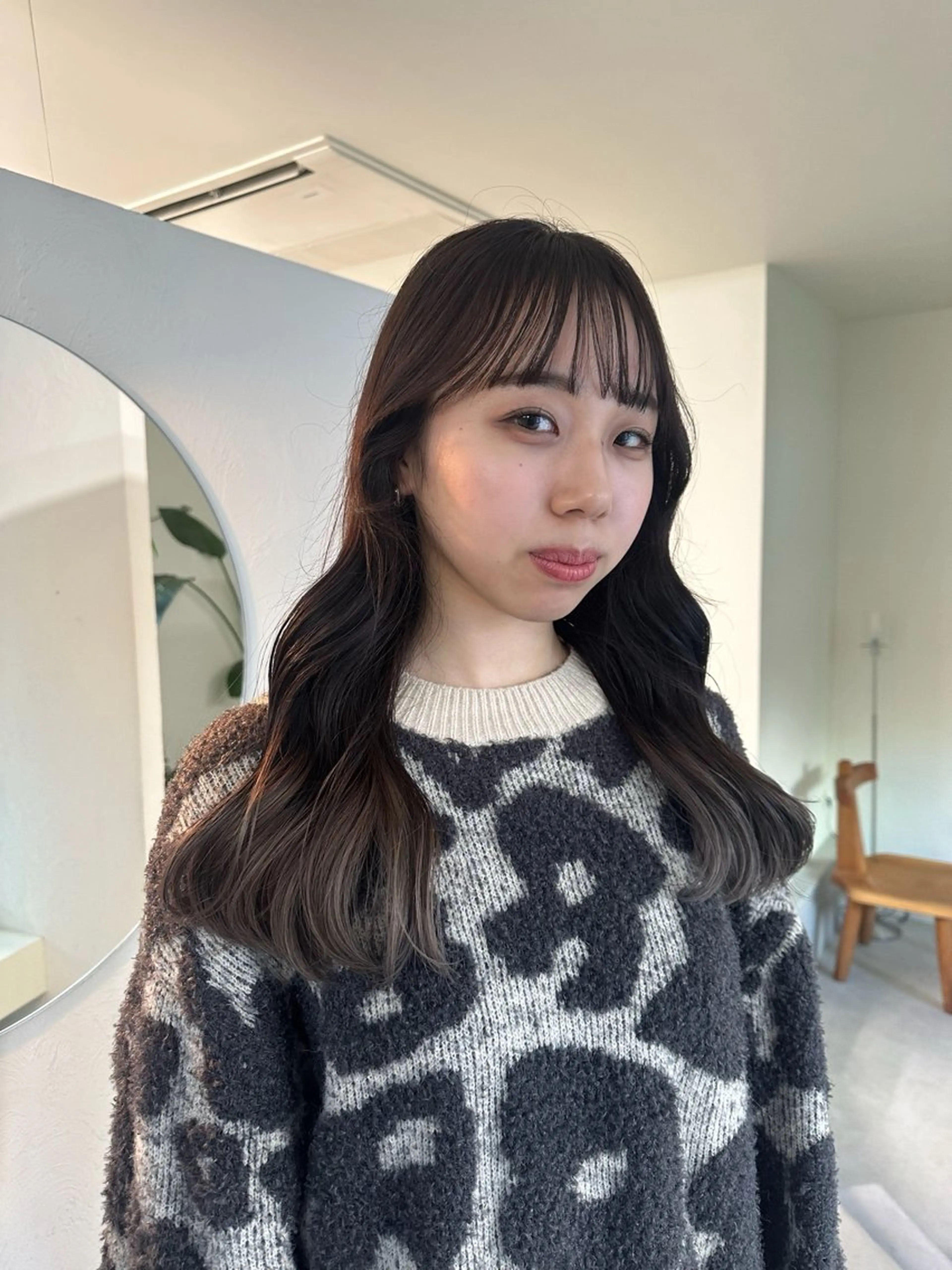ロング カラー ブリーチ デザインカラー グラデーションカラー グレージュ ヘアカラー トリートメント karen 🌷名古屋、名駅のヘアスタイル
