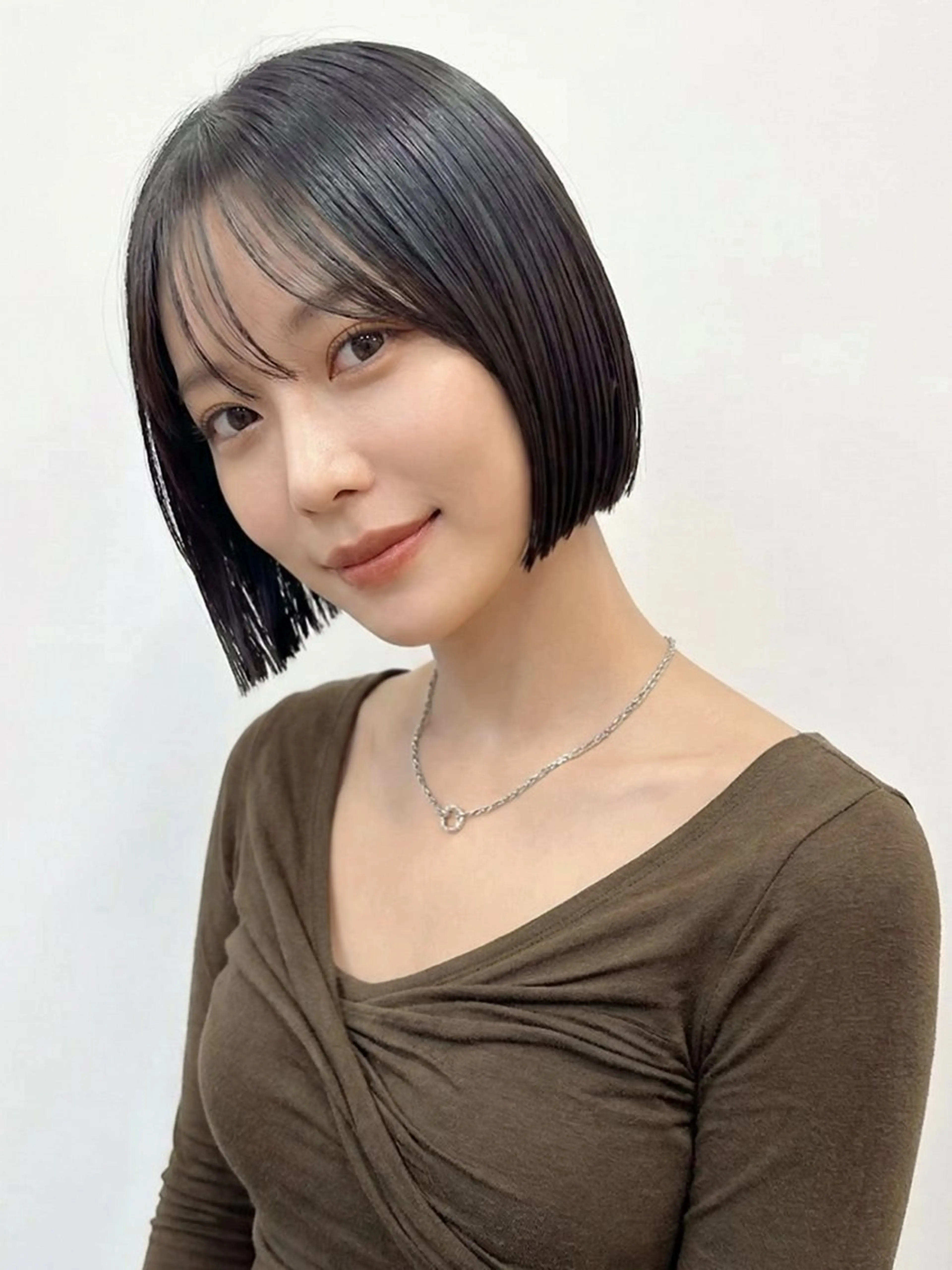 ショート カラー カット ヘアカラー 縮毛矯正 トリートメント 莉乃/縮毛矯正/髪質 改善/艶カラーのヘアスタイル