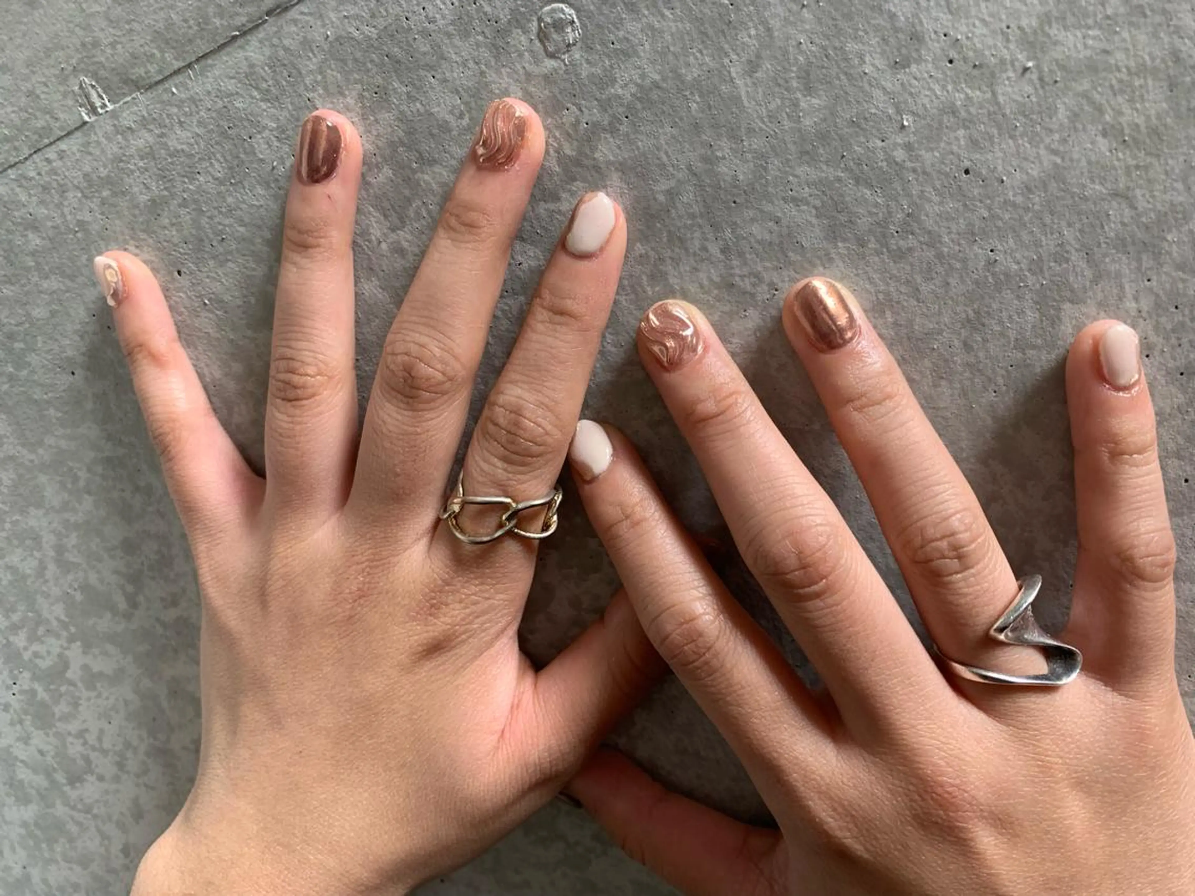 ネイル ニュアンスネイル マキノ ユイのネイルデザイン