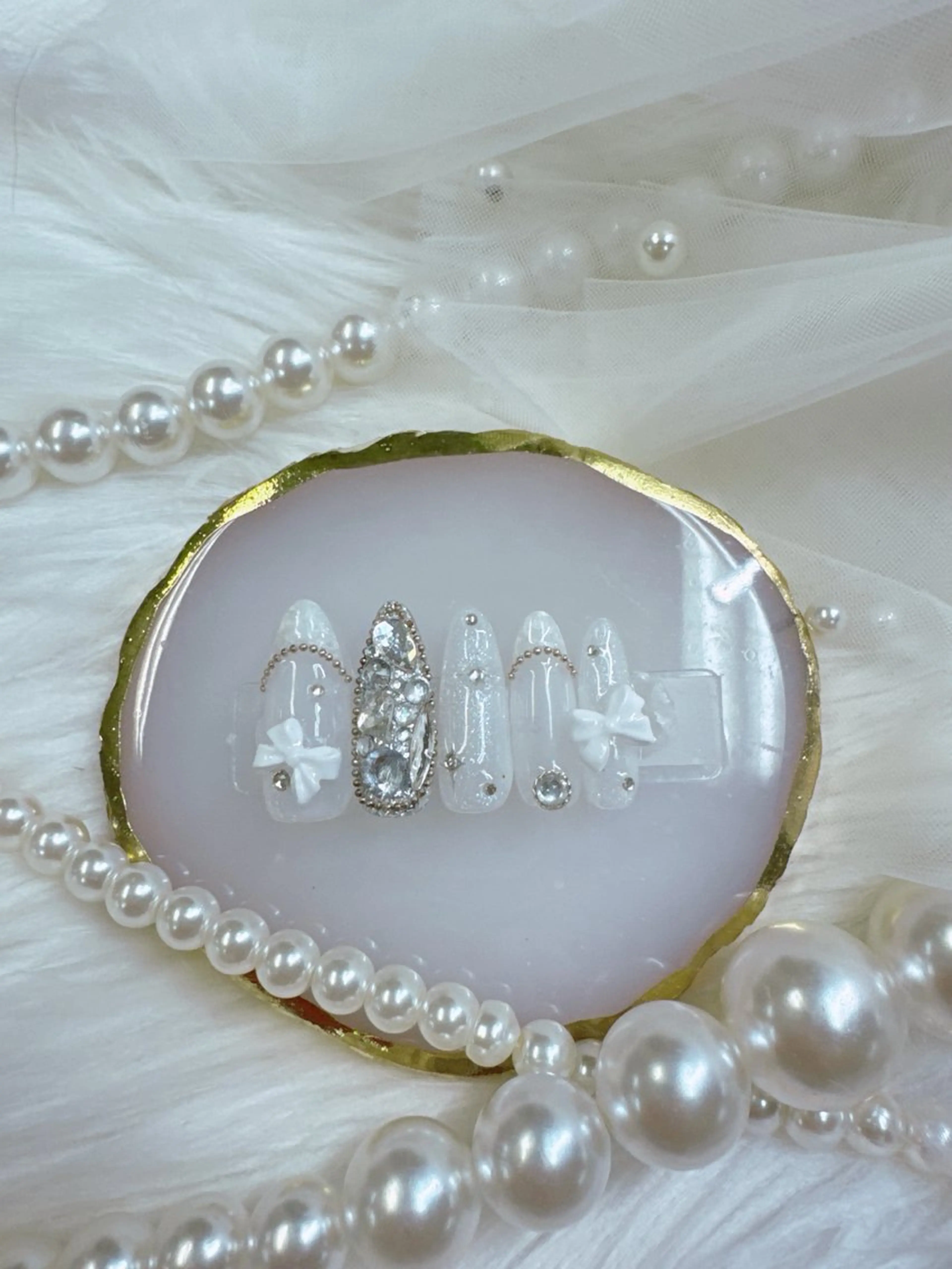 ネイル アートネイル ボルドー ドット フットネイル フレンチネイル ハンドネイル Queeens nailのネイルデザイン