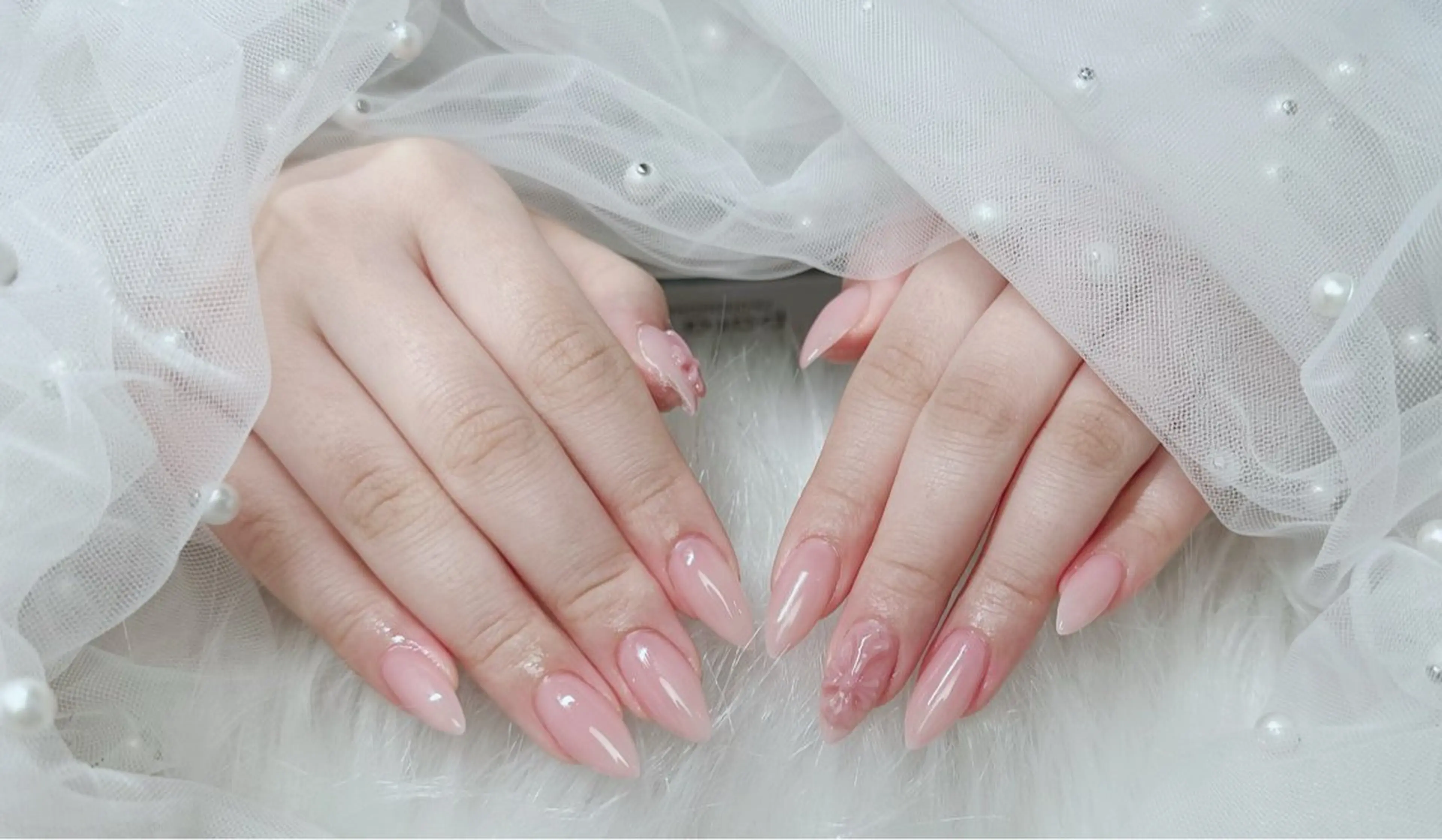 ネイル ハンドネイル 渋谷T&B りお ロング無制限中💫のネイルデザイン