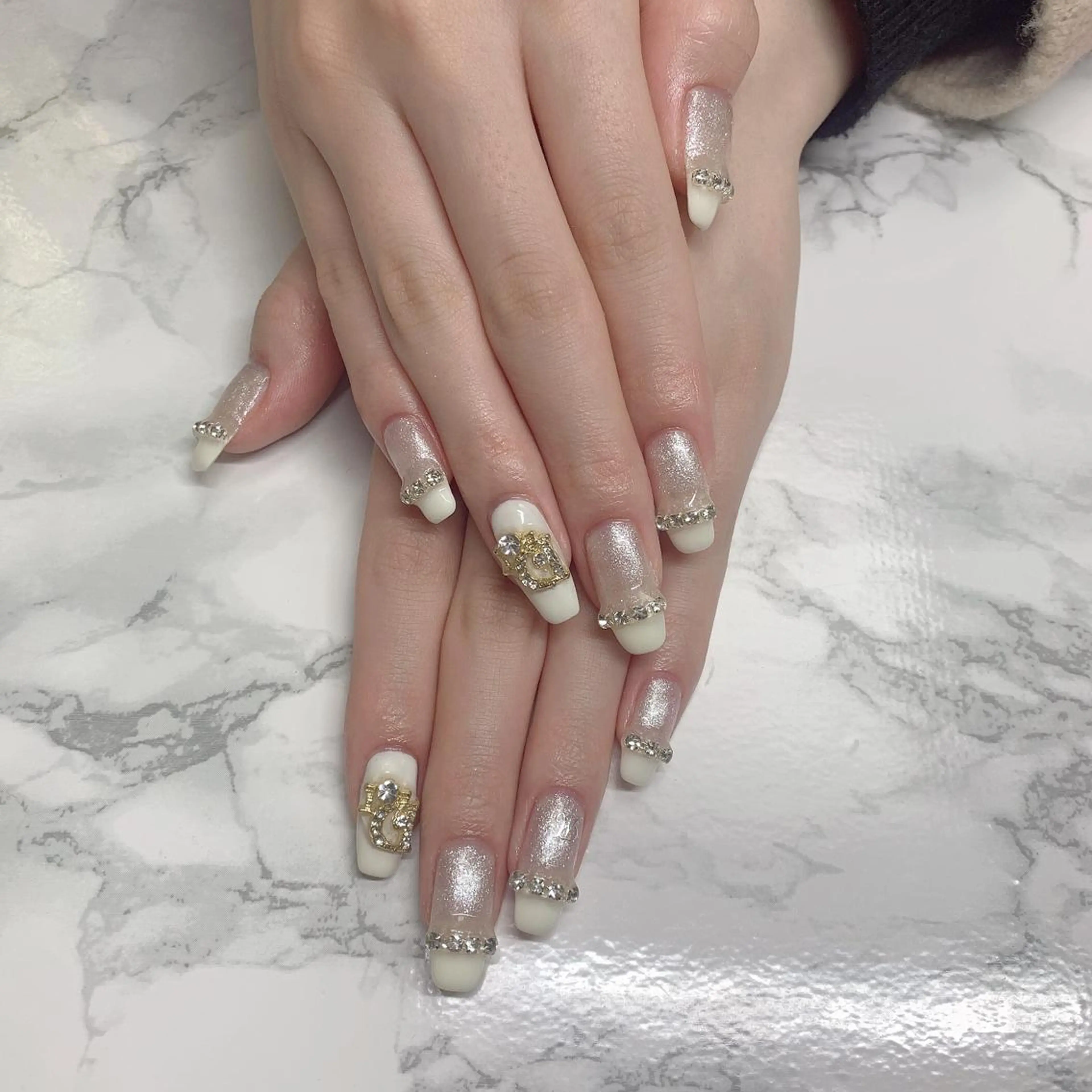 ネイル はな💎ネイル ワンホン、長さ出しのネイルデザイン