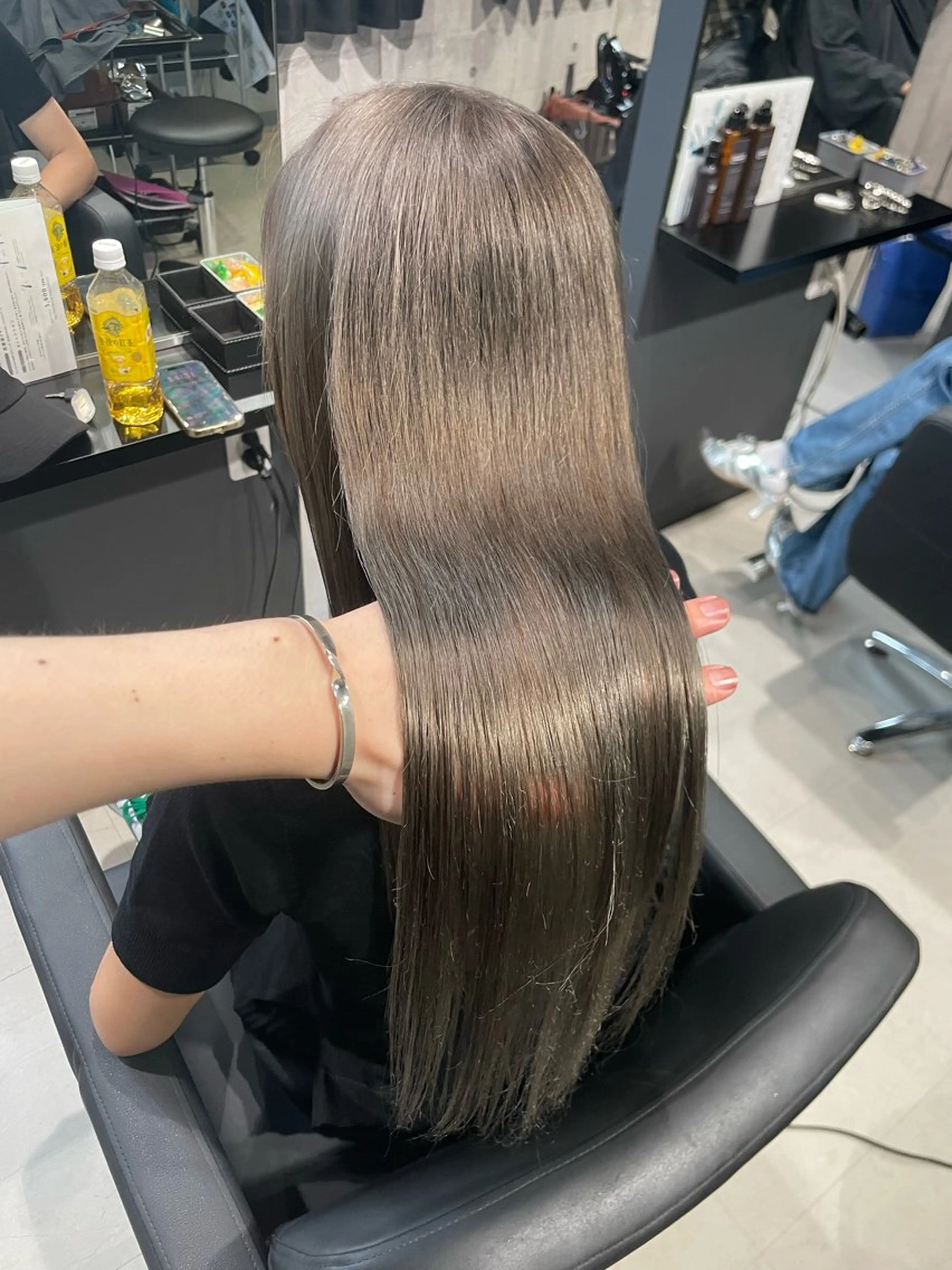 ロング カラー グレージュ ミルクティーグレージュ カット ヘアカラー トリートメント 🫧透明感/美髪🫧 Hiroakiのヘアスタイル