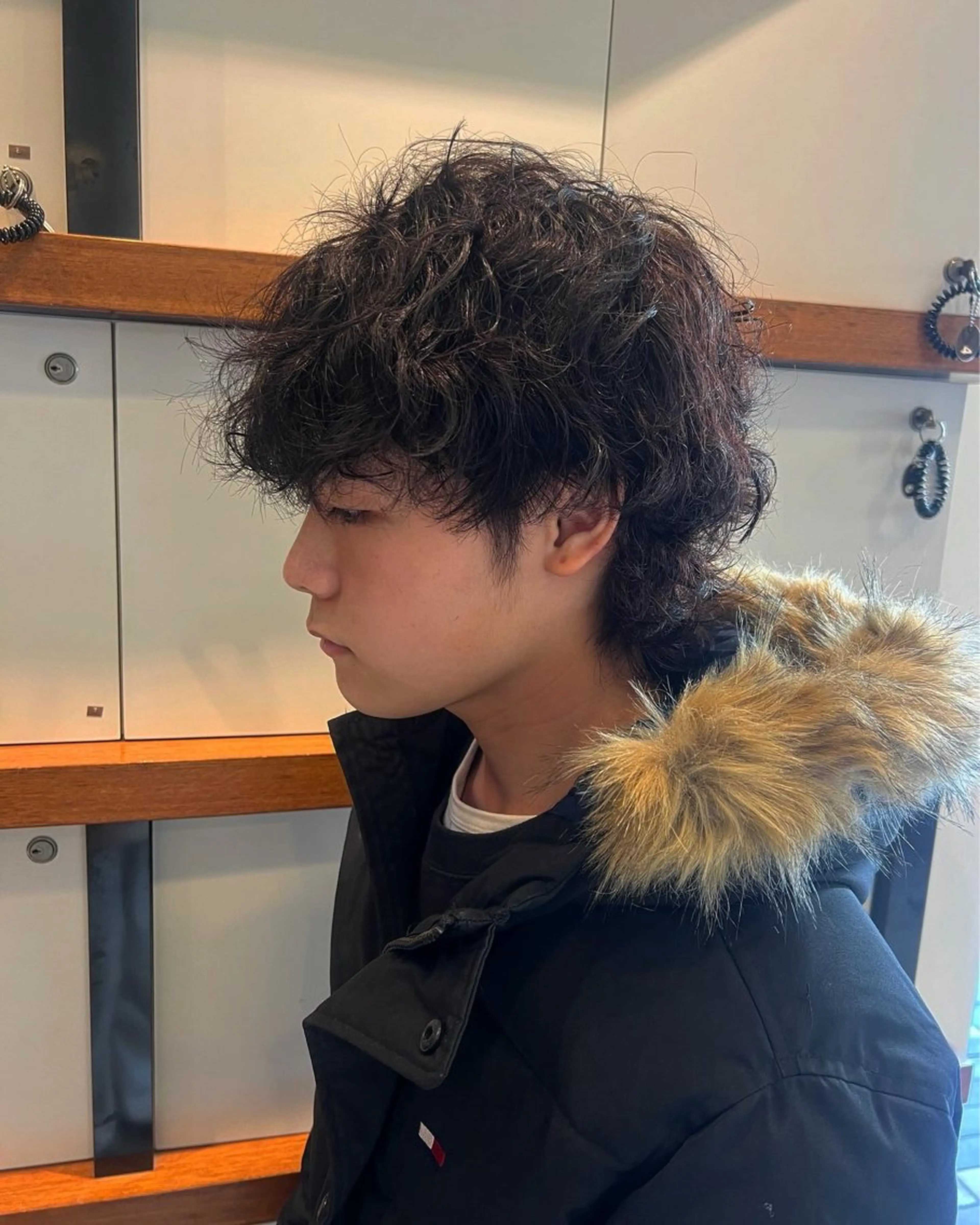 ミディアム パーマ メンズ カット パーマ Ore🫧タナカマヤ /柔らかい質感カラーのヘアスタイル