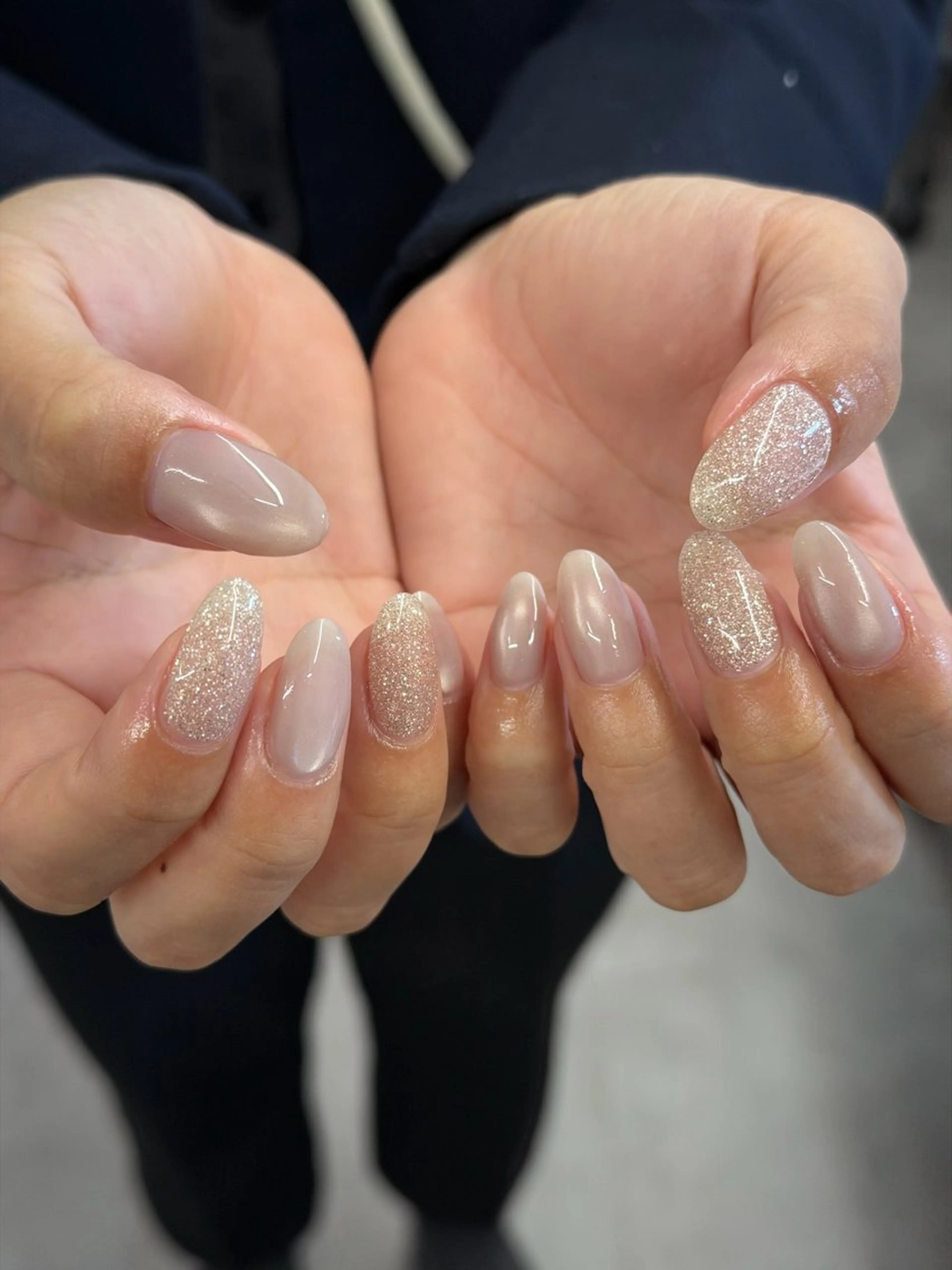 ネイル フラッシュネイル ジェルネイル キラキラネイル マグネットネイル ニュアンスネイル ハンドネイル ハンドケア Bana_ Nailのネイルデザイン