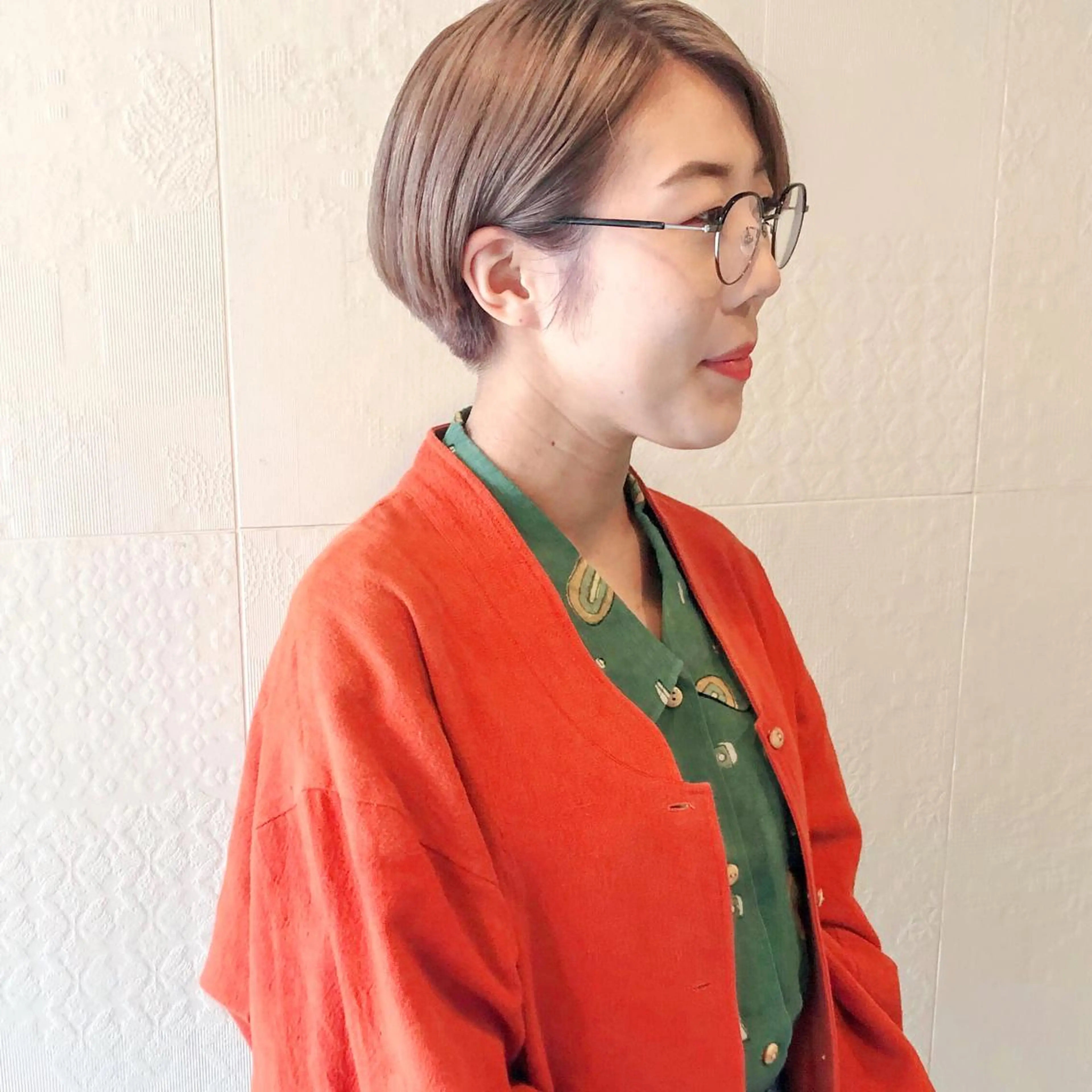 ショート カラー 長井 美佳のヘアスタイル