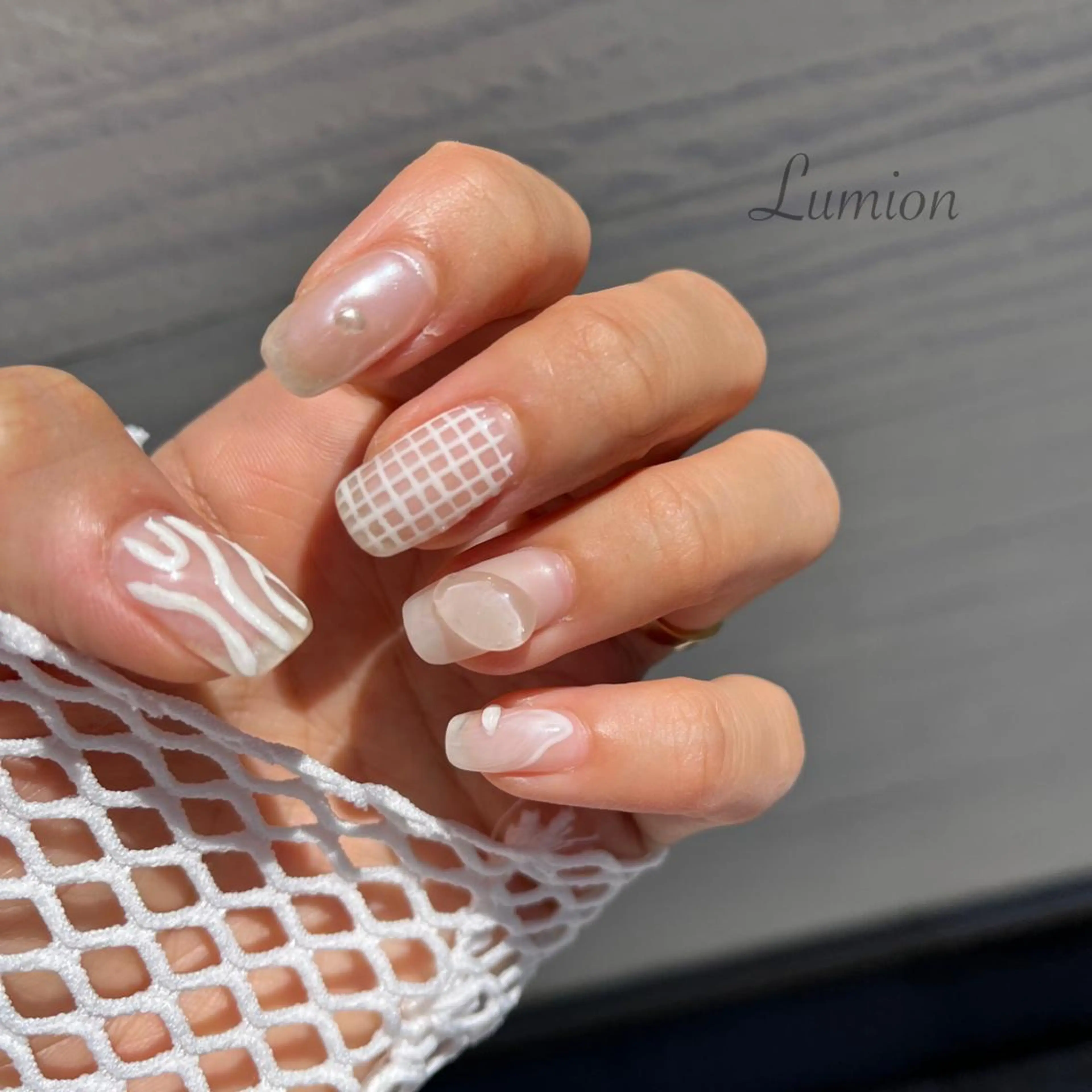 ネイル ニュアンスネイル nailroom Lumionのネイルデザイン