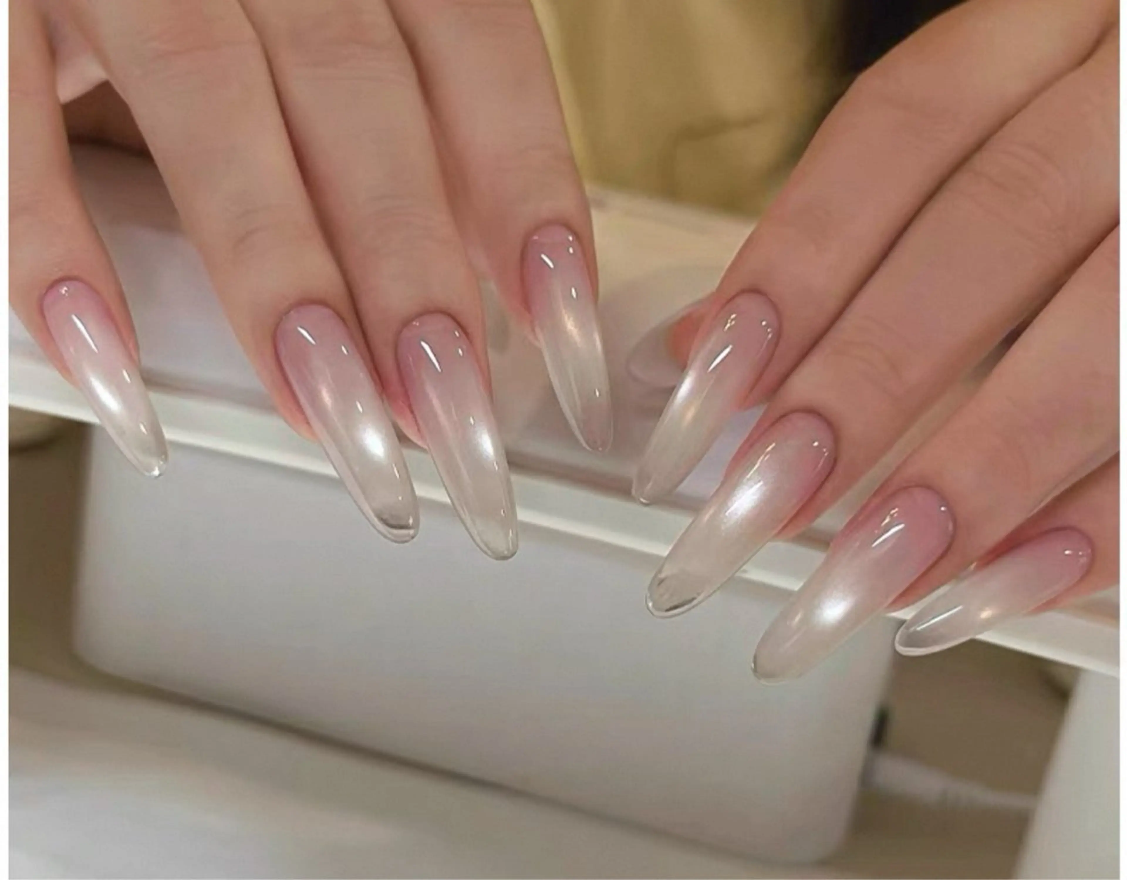 ネイル 氷ネイル・うるうるネイル 韓国ネイル マグネットネイル 夏ネイル ハンドネイル ハンドケア mionail 難波店のネイルデザイン