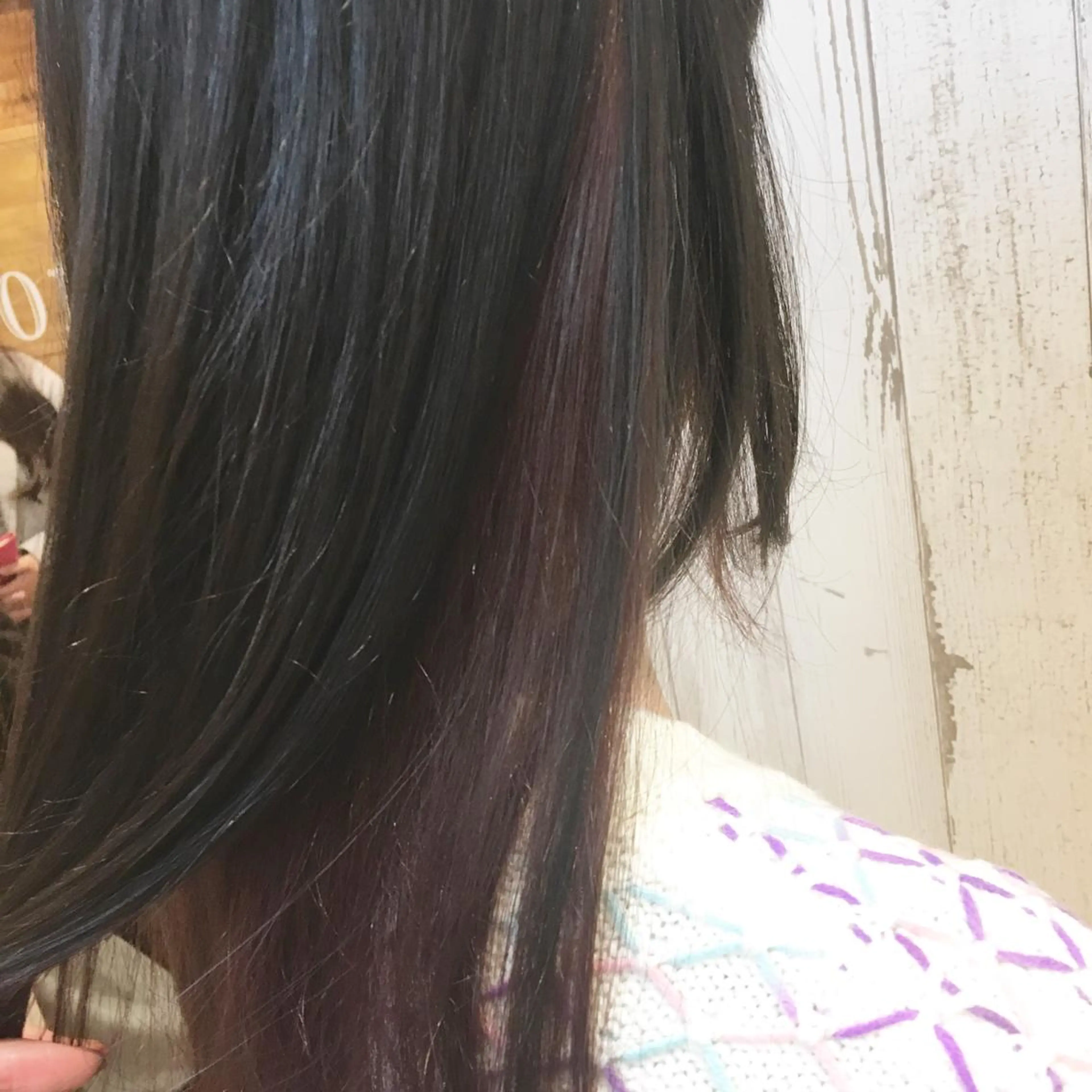 カラー インナーカラー バイオレットカラー ヘアカラー 松田 和樹のヘアスタイル