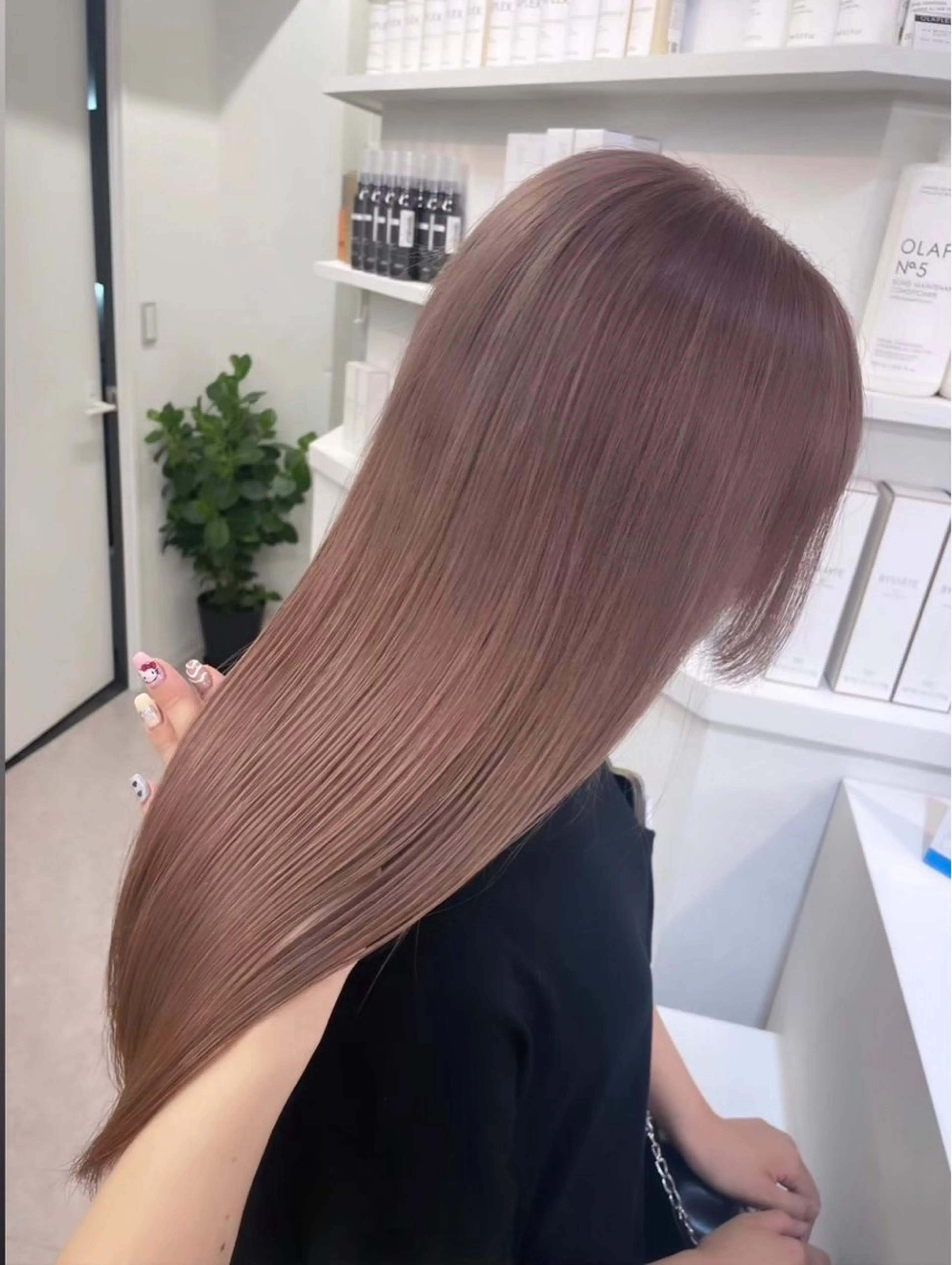 ロング カラー ベージュカラー ブロンド ダブルカラー ハイトーンカラー ピンクカラー PELEshibuya所属・カットモデル様無料 💎saaya💎のヘアスタイル