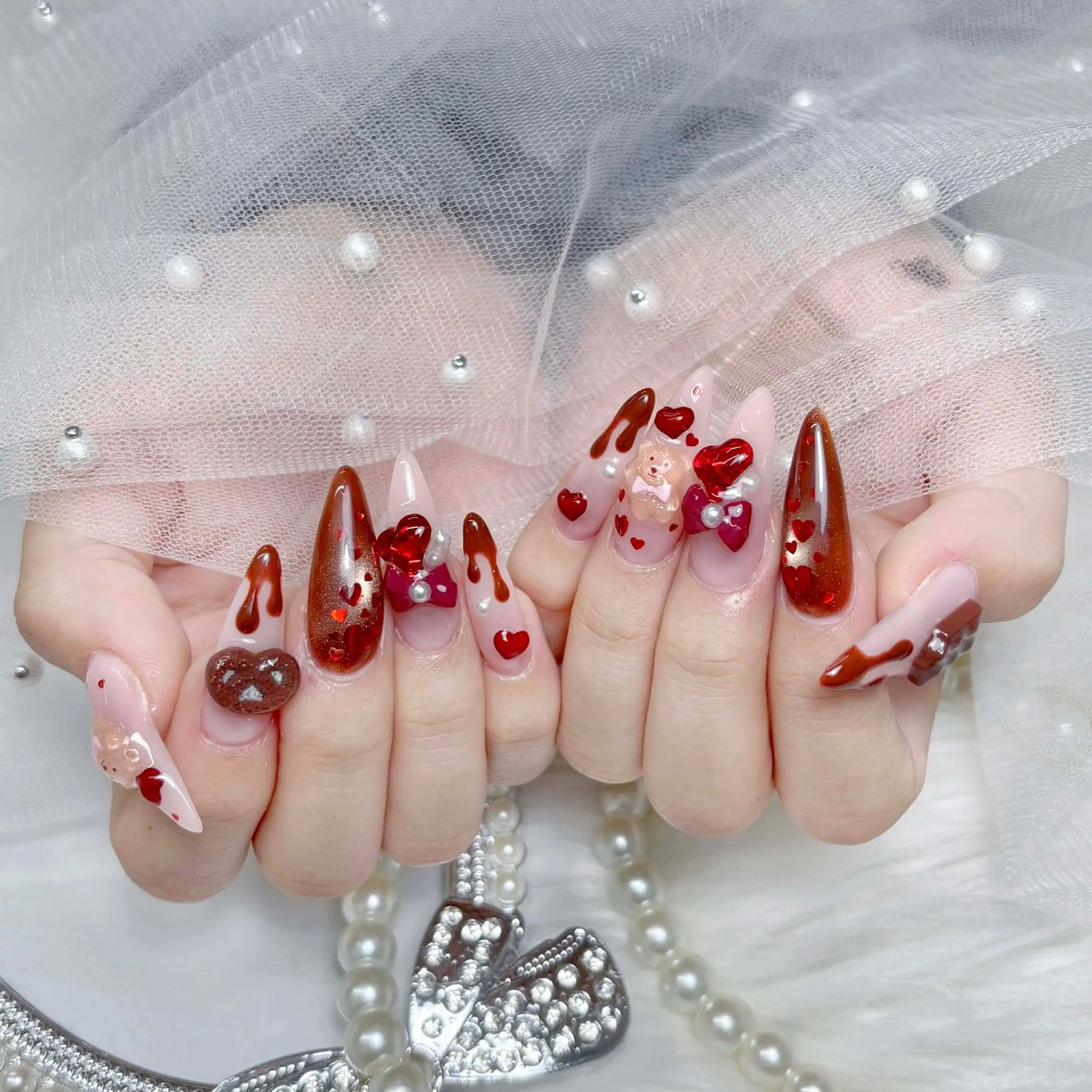 ネイル ハンドネイル ハンドケア いちご ちゃんのネイルデザイン