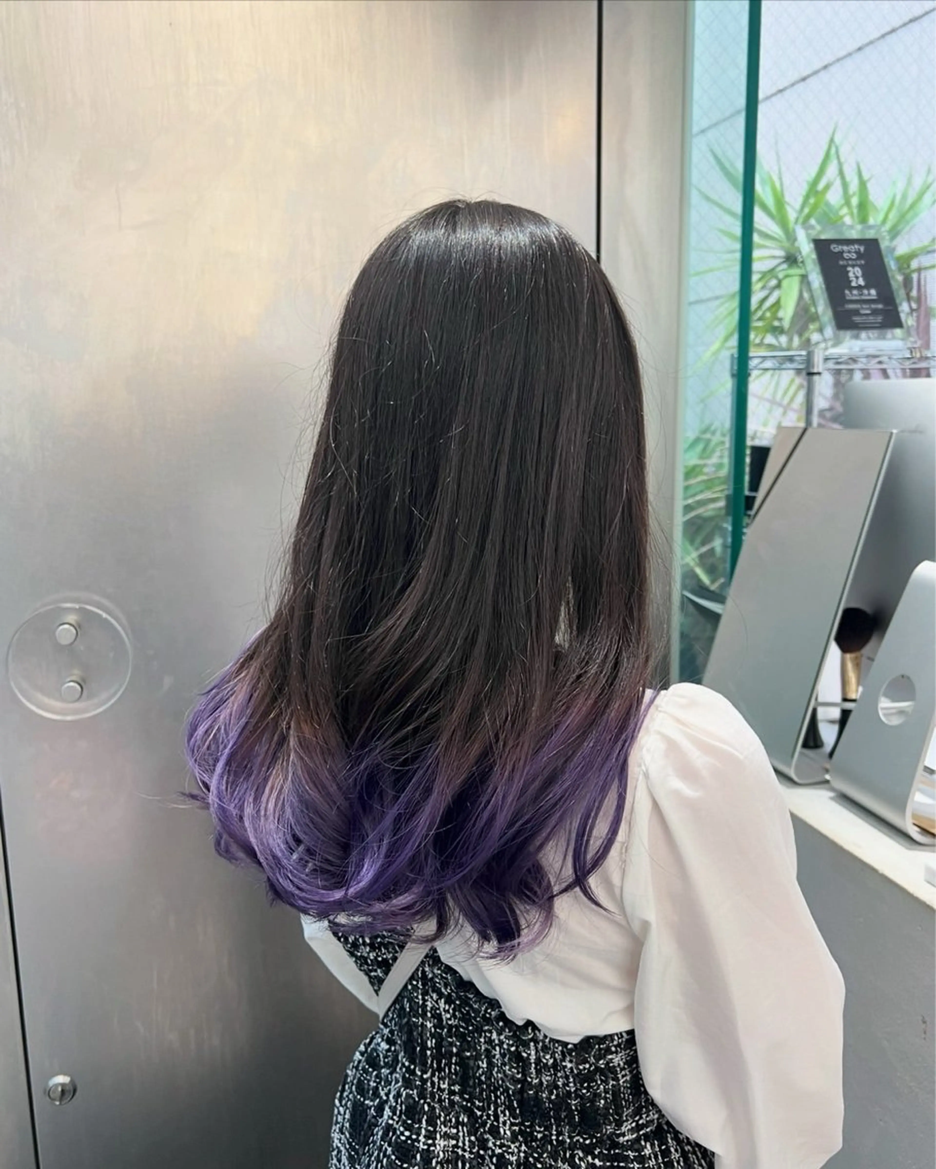 ロング カラー ラベンダーカラー ヘアカラー CHERIEブリーチ ダブルカラー　天神のヘアスタイル