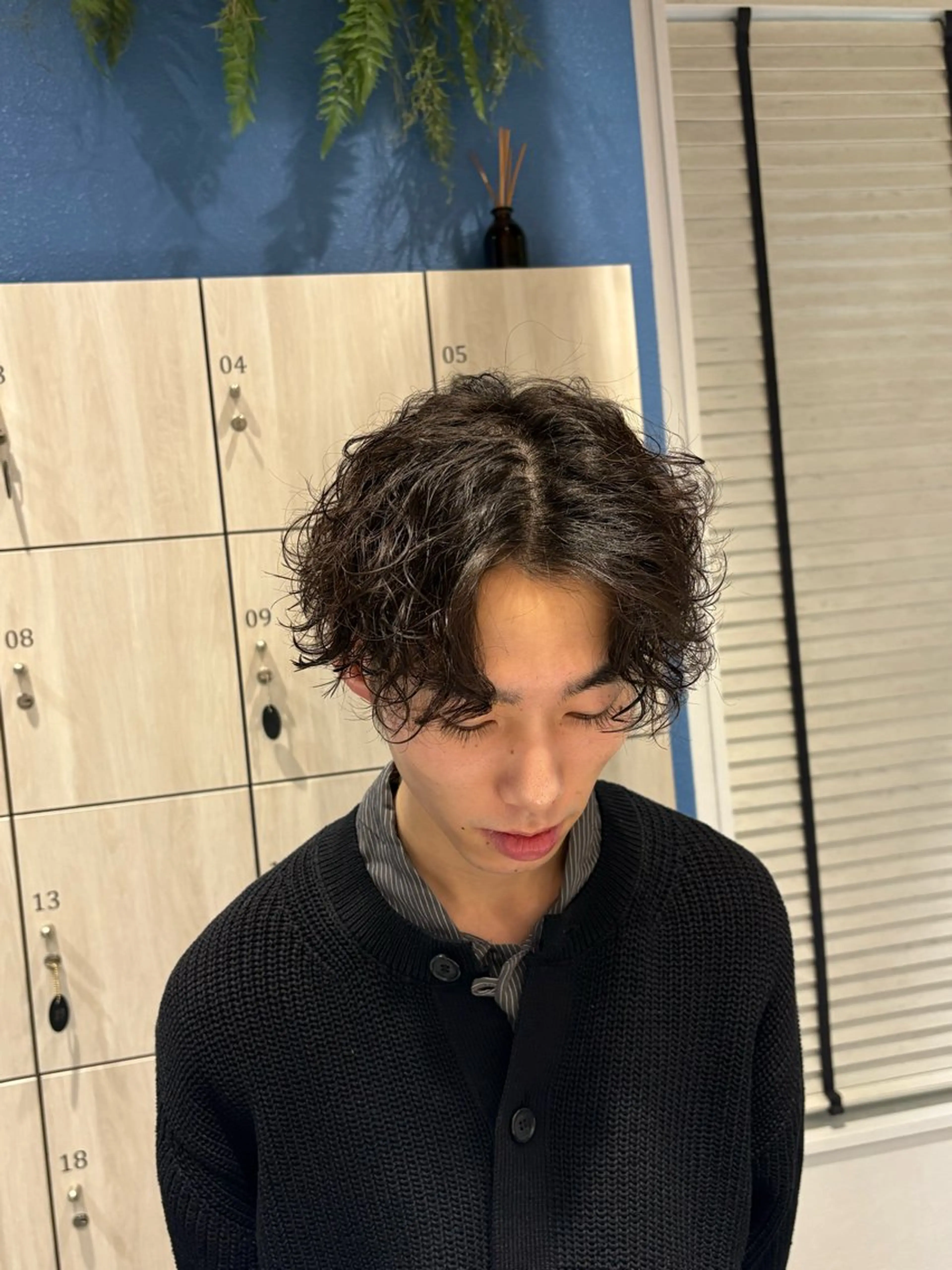 パーマ メンズ メンズパーマ シャドーパーマ EARTH 柿崎日菜のヘアスタイル