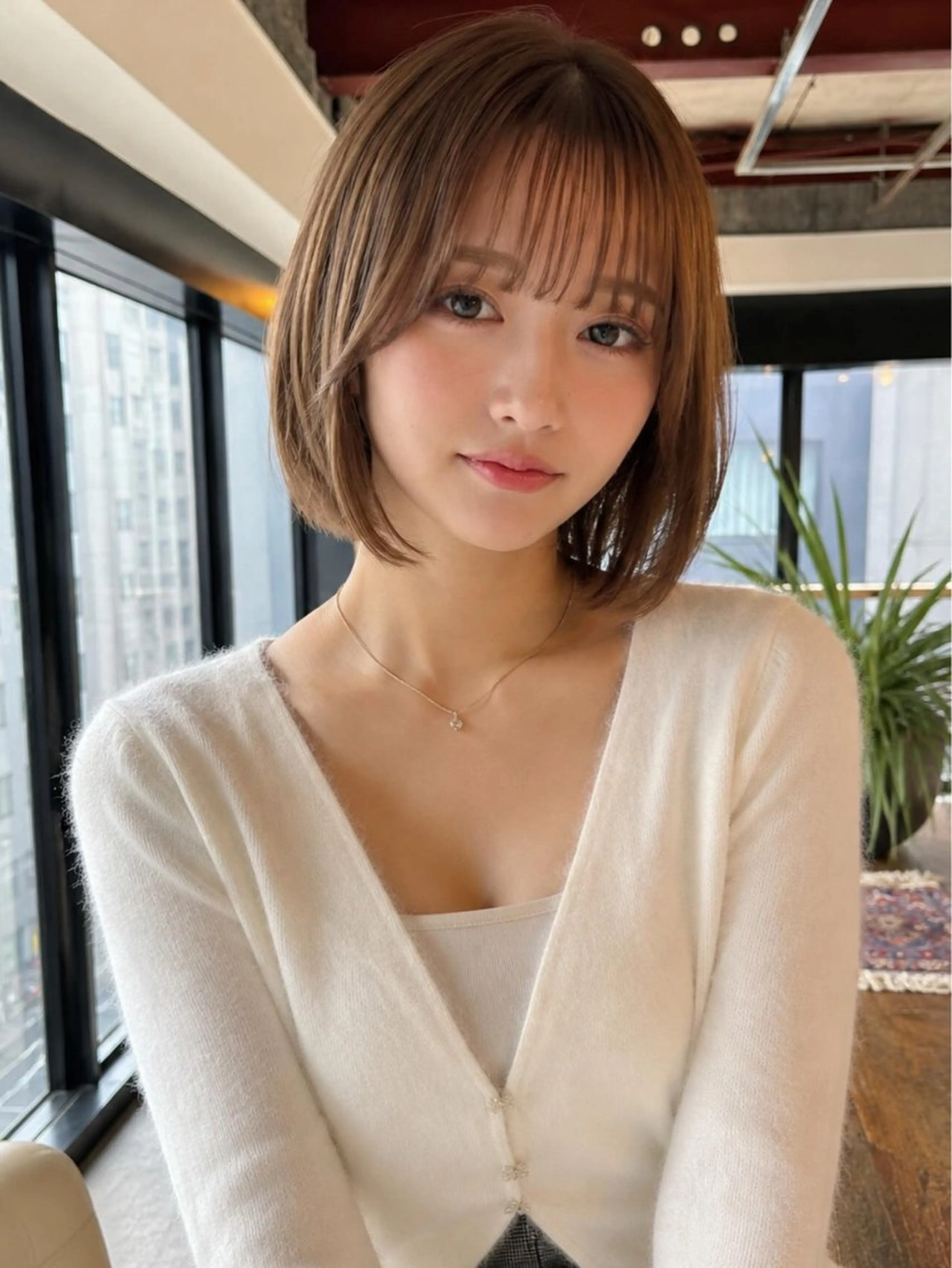 ショート カラー カット ヘアカラー トリートメント レイヤー ハイトーン/YUTOのヘアスタイル