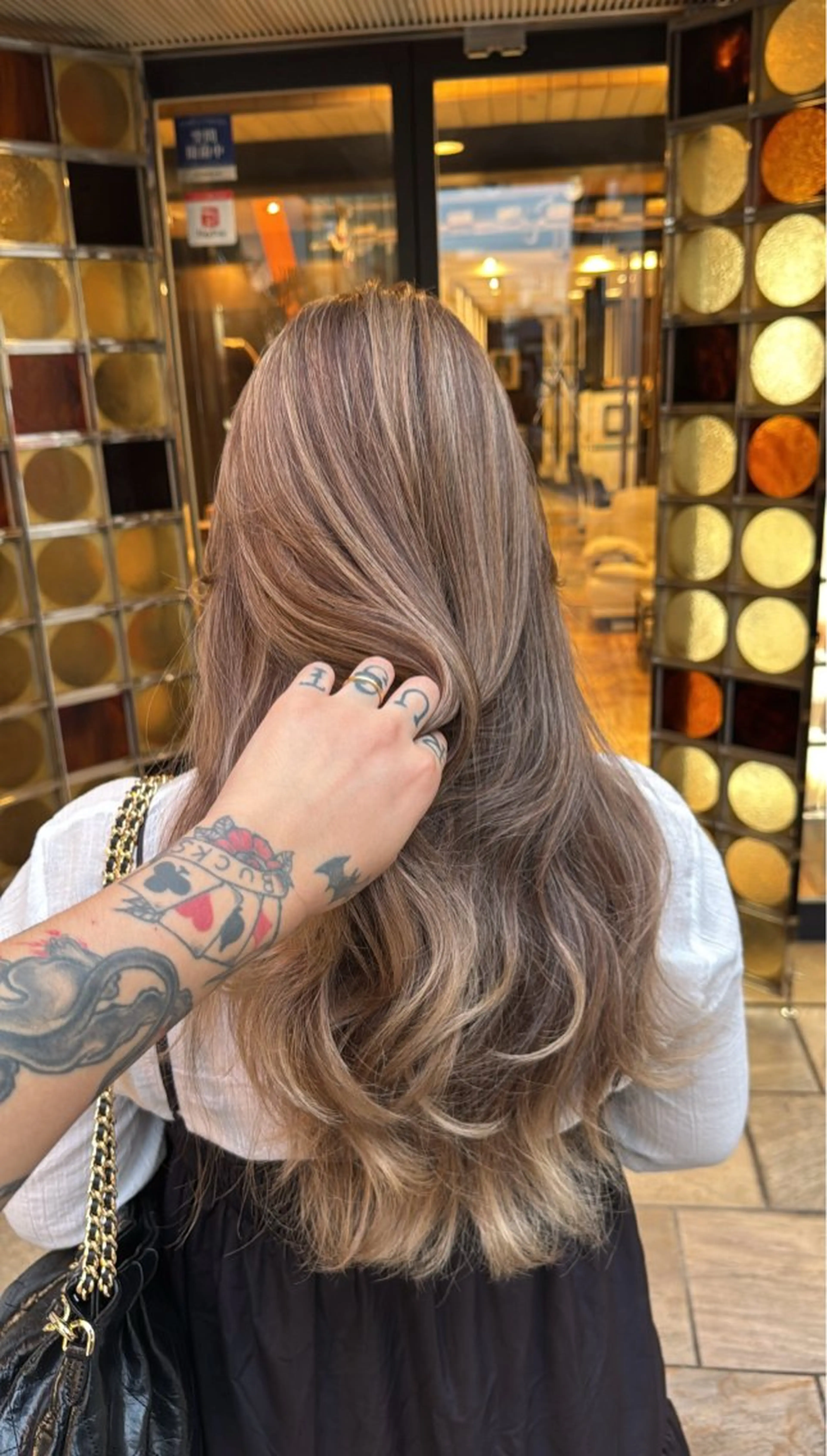 ロング カラー バレイヤージュ レイヤーカット カット ヘアカラー 🔱SUI🔱 NAOKIのヘアスタイル