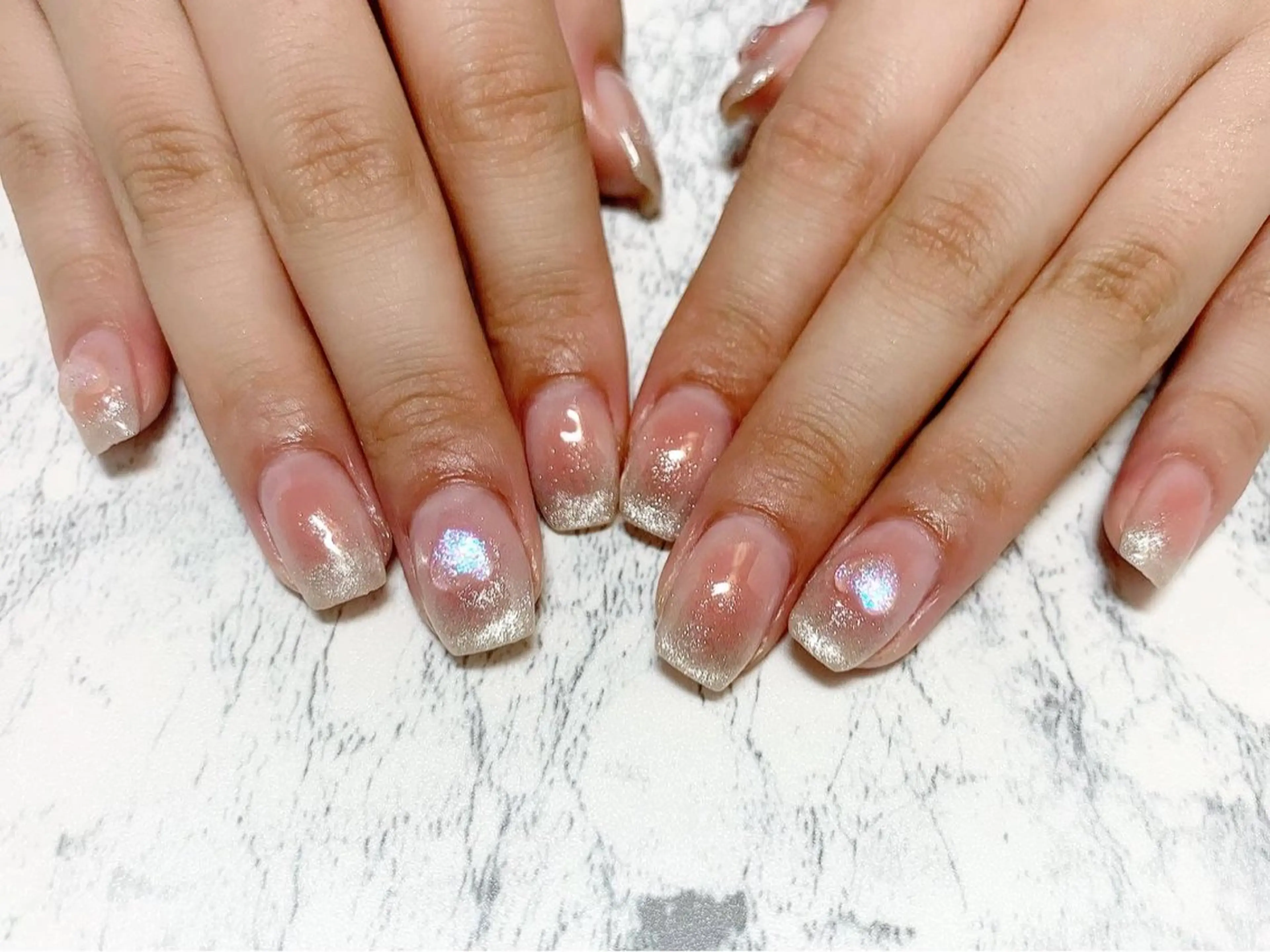 ご新規様他店オフ無料✧︎チークネイル×マグネットフレンチの写真