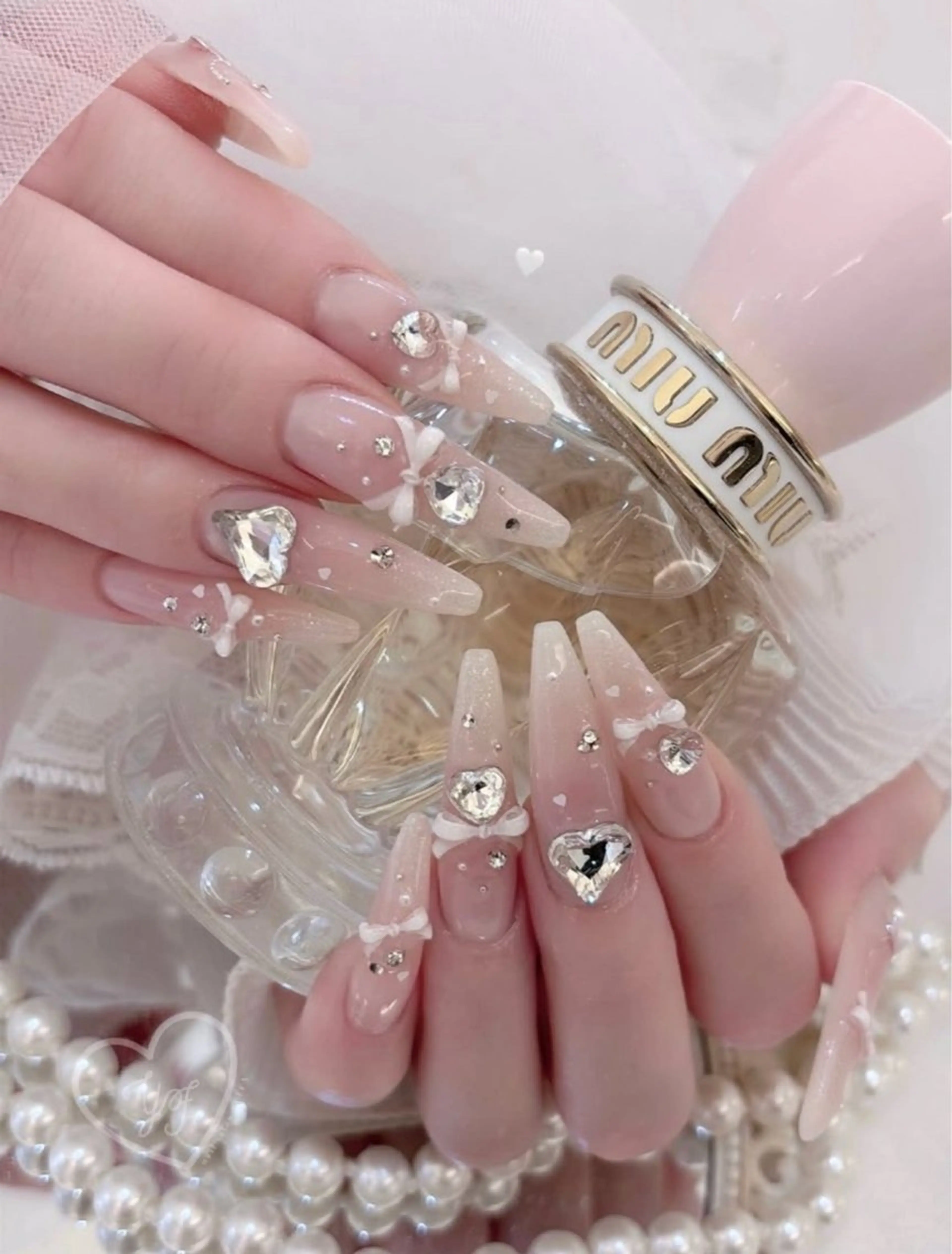 カラー グラデーションカラー ピンクカラー ハンドネイル AIN Nailのネイルデザイン