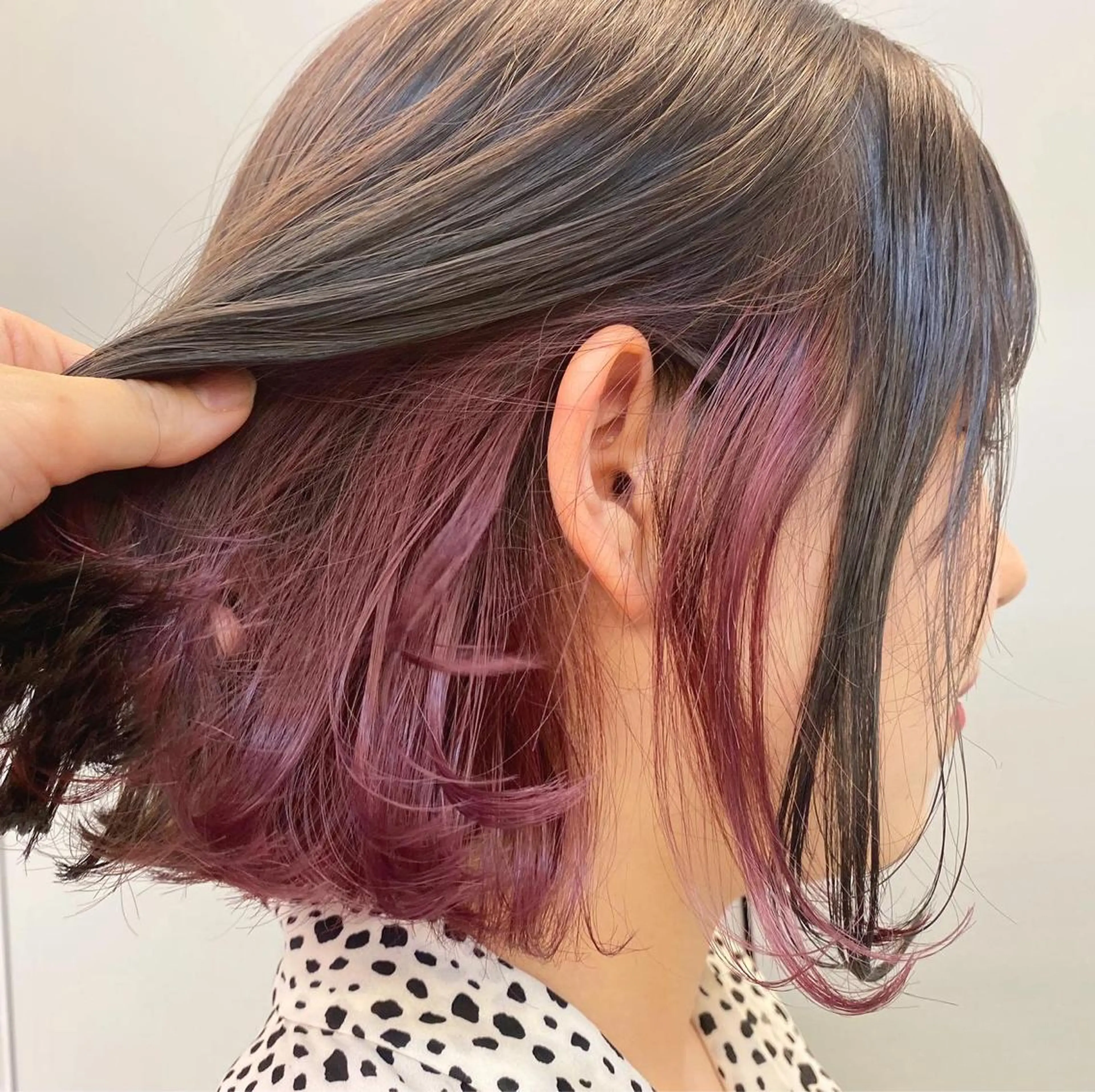 ショート カラー ヘアカラー トリートメント 岡野 静華のヘアスタイル