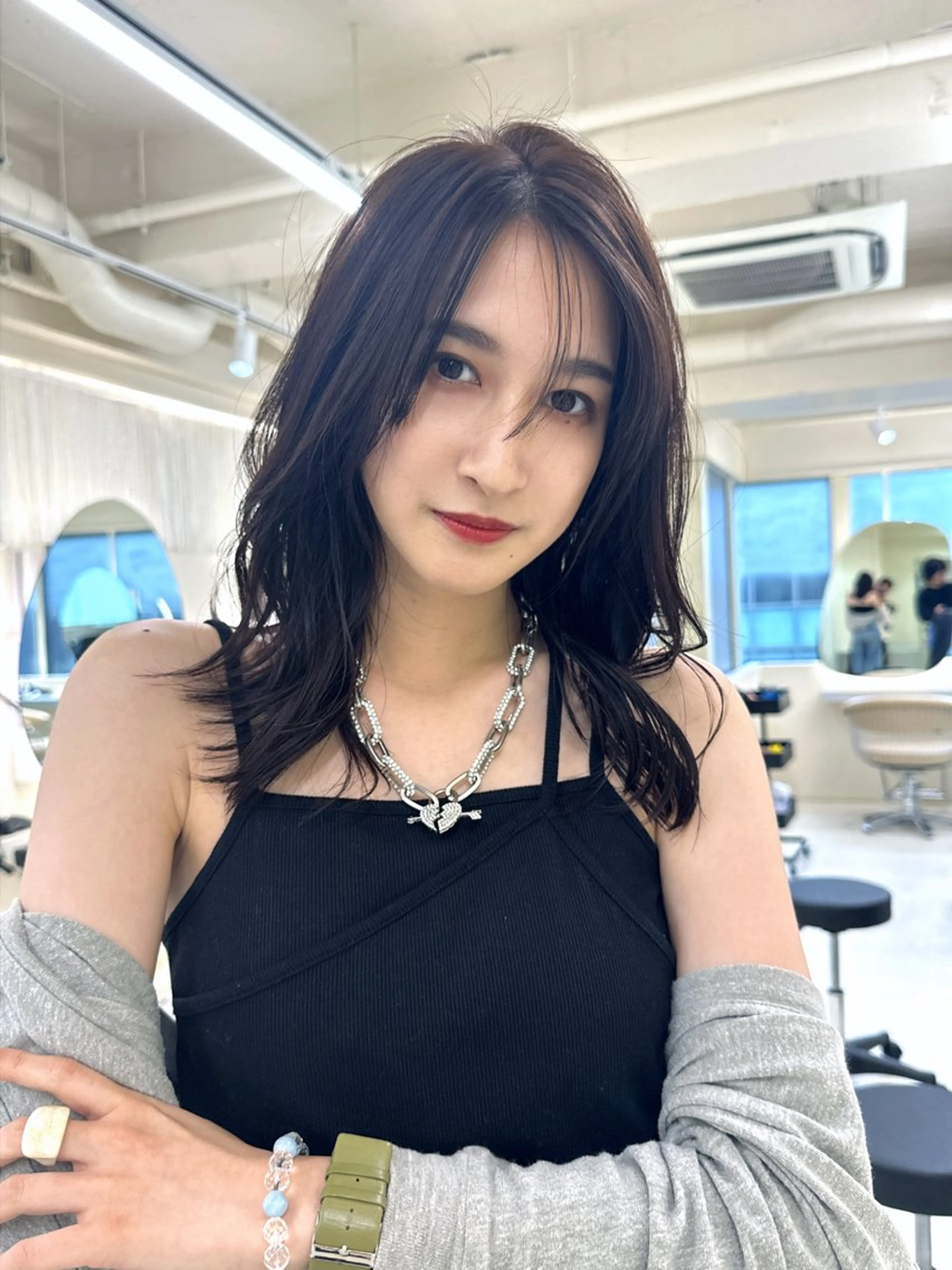 ロング カラー カット センターパート/ 暖色カラーayuのヘアスタイル