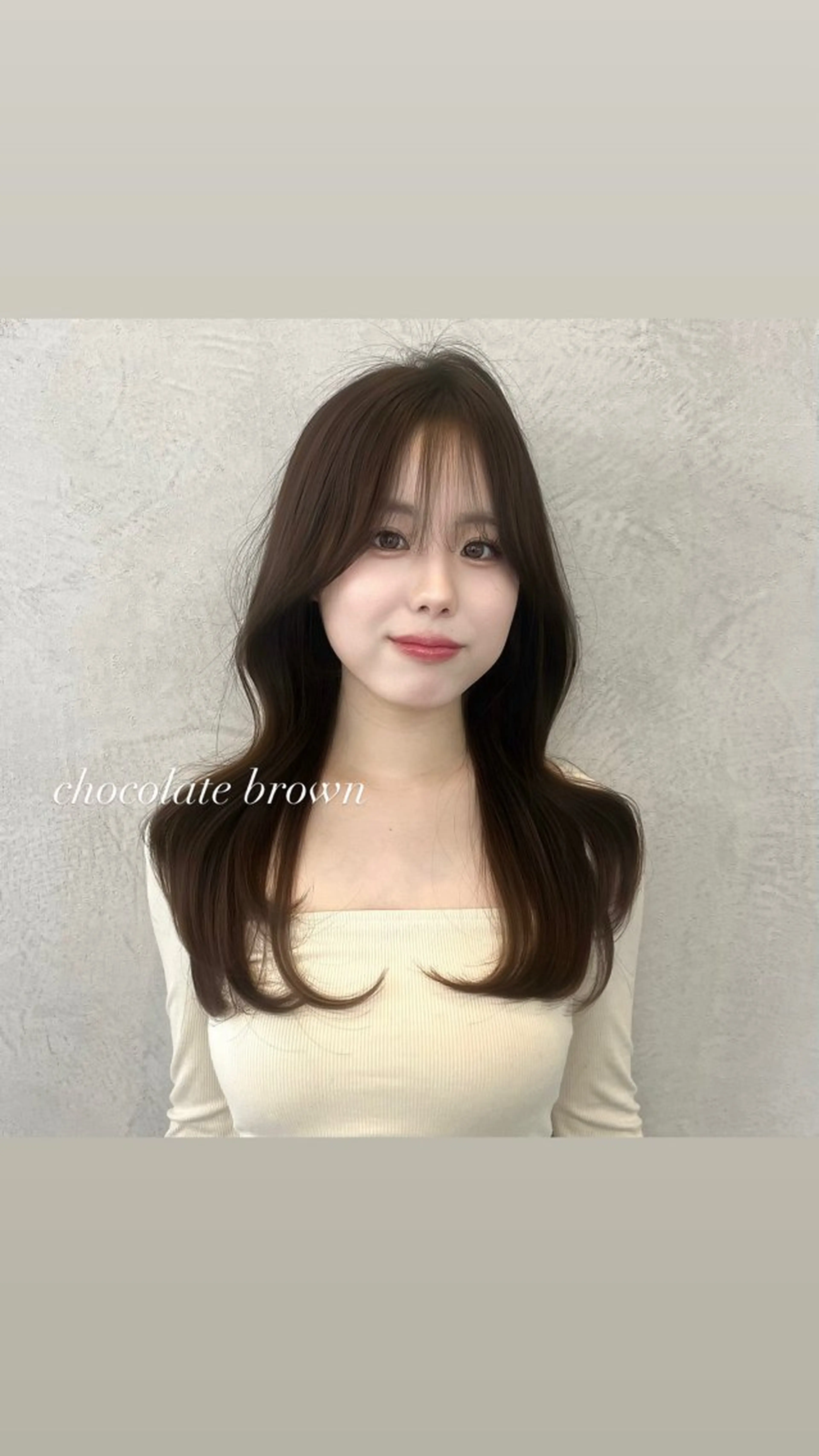 セミロング カラー MAO🖤レイヤー ／髪質改善カラーのヘアスタイル