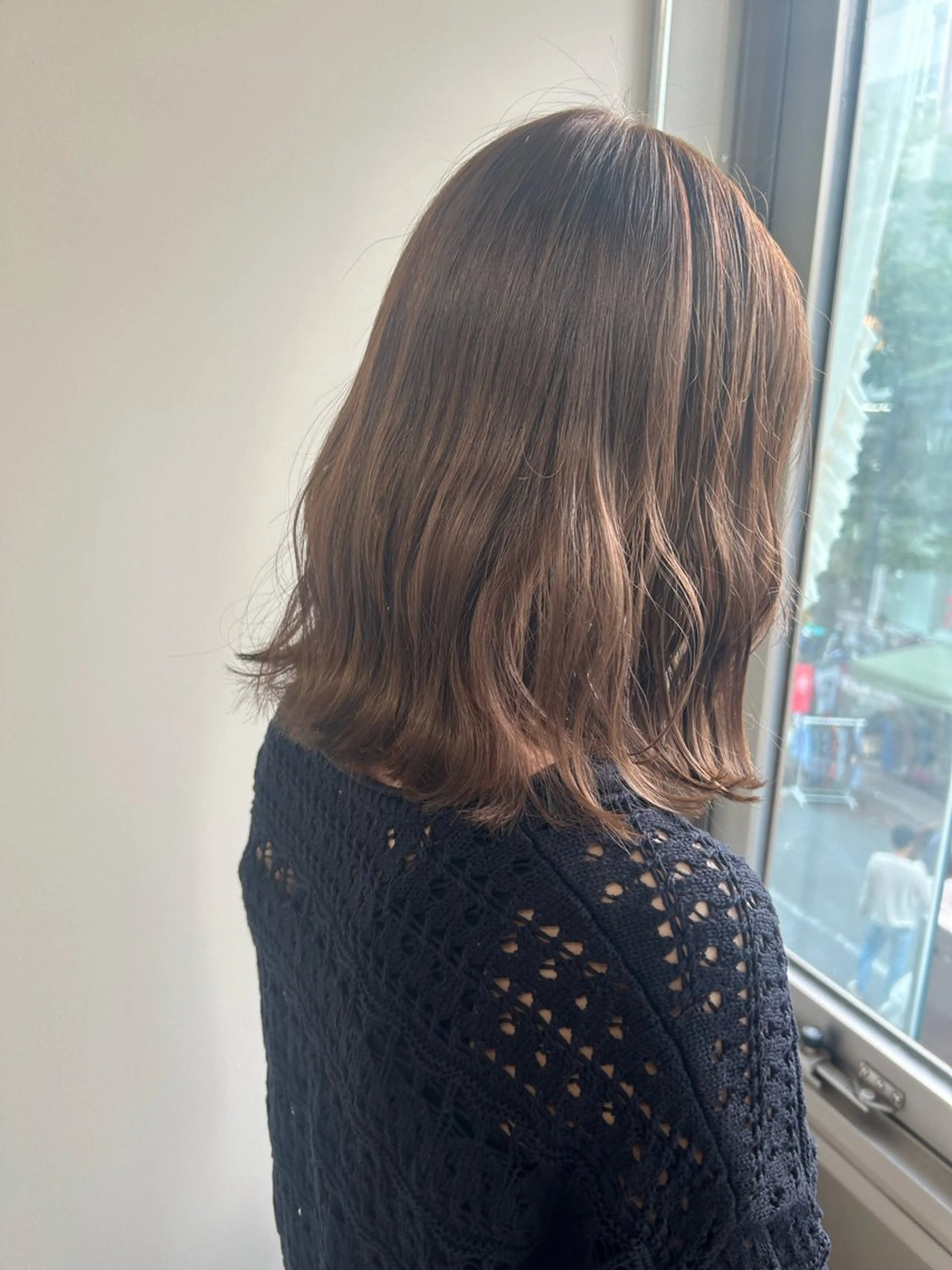ミディアム カラー カット ヘアカラー トリートメント ベージュ/ダブルカラ ー/新潟駅/青柳萌果のヘアスタイル