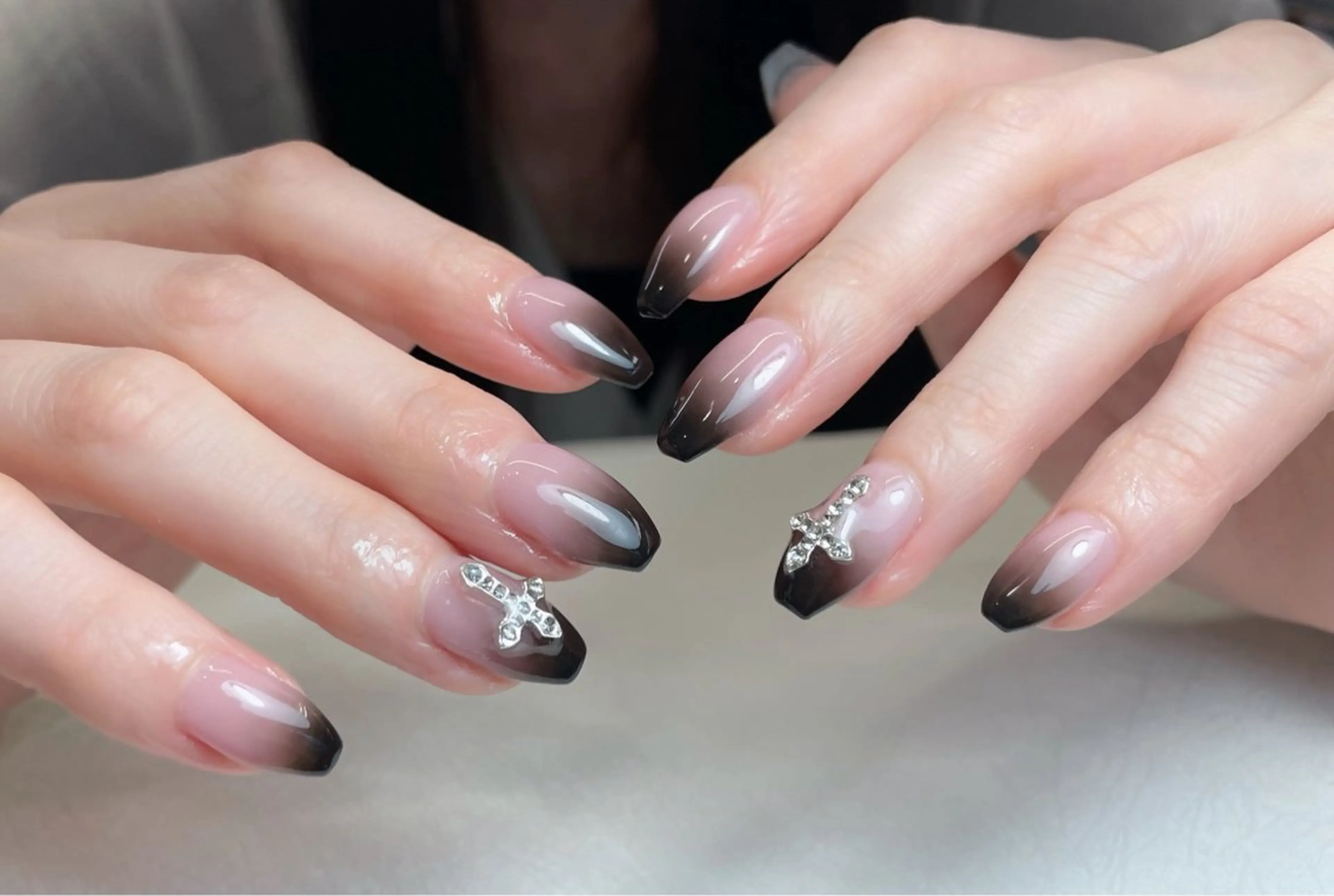 ネイル アートネイル オーロラネイル ブラウン チークネイル 成人式 中野駅から2分 MEO NAILのネイルデザイン