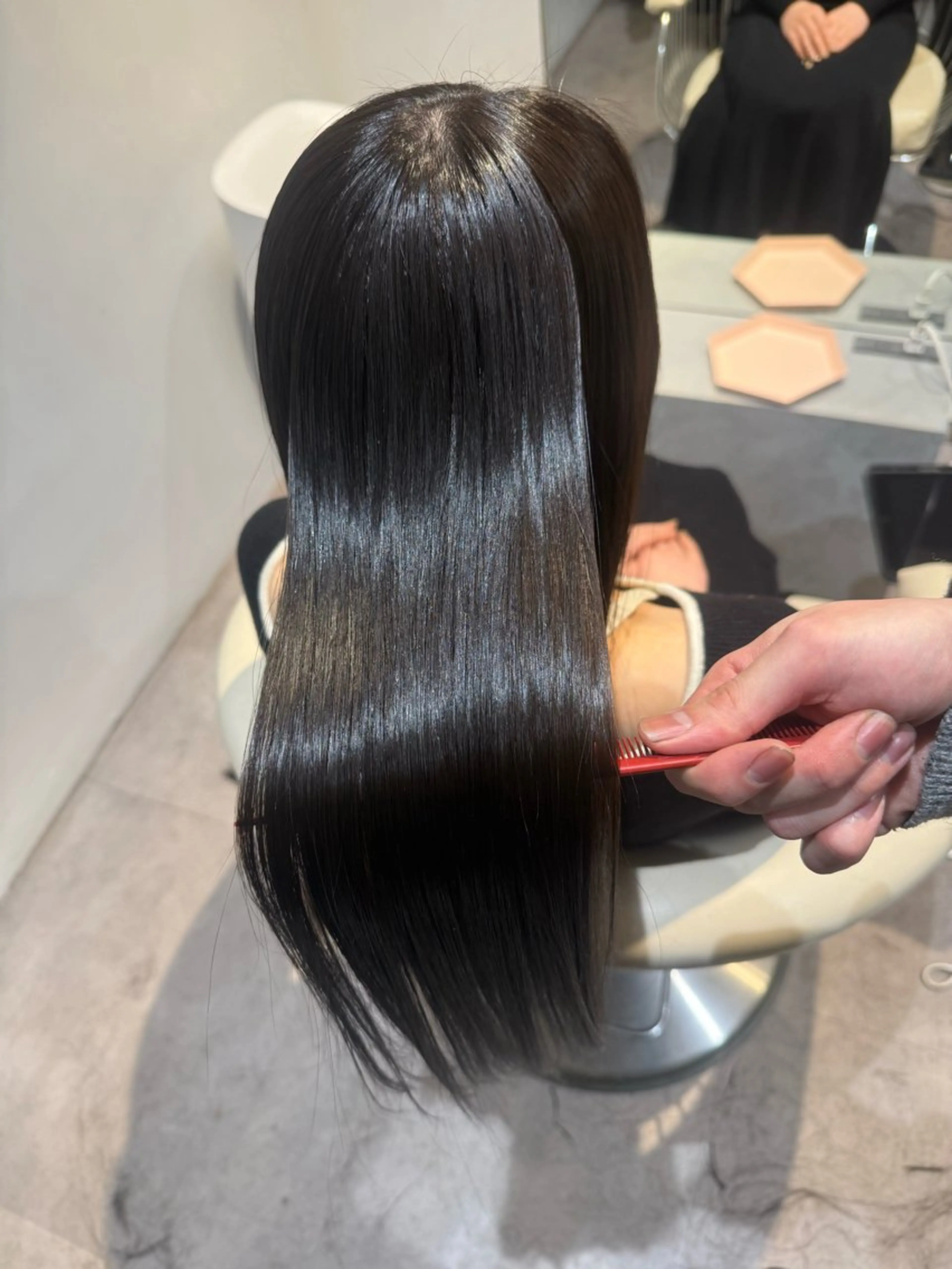 ロング カラー 透明感カラー グレージュ 髪質改善 トリートメント カット ヘアカラー トリートメント 💎透明感カラー特化 💎TAISEIのヘアスタイル