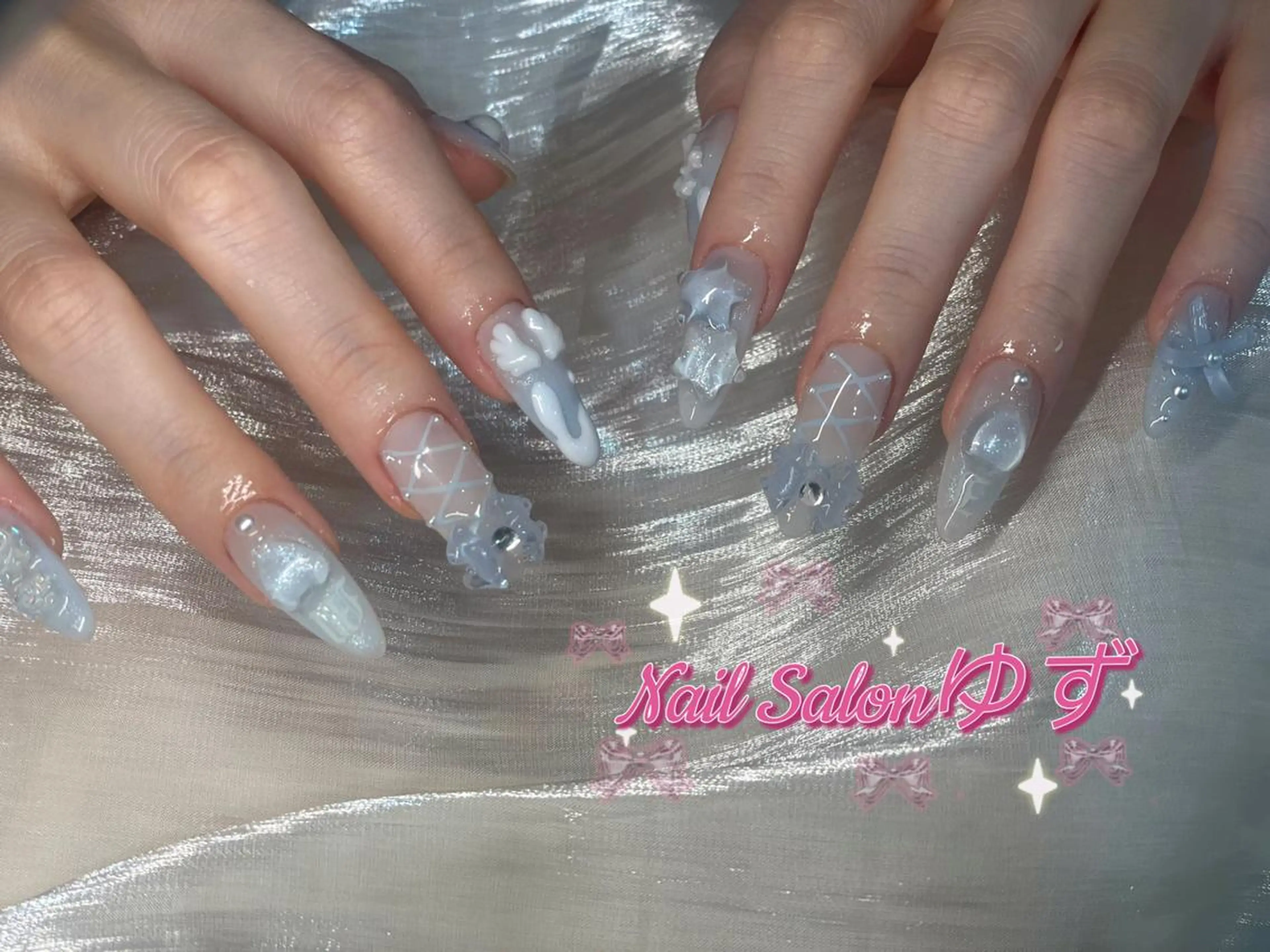 ネイル ジェルネイル キラキラネイル パラジェル ワンホンネイル ハンドネイル ハンドケア MAKI💚💚💚 秋葉原.のネイルデザイン