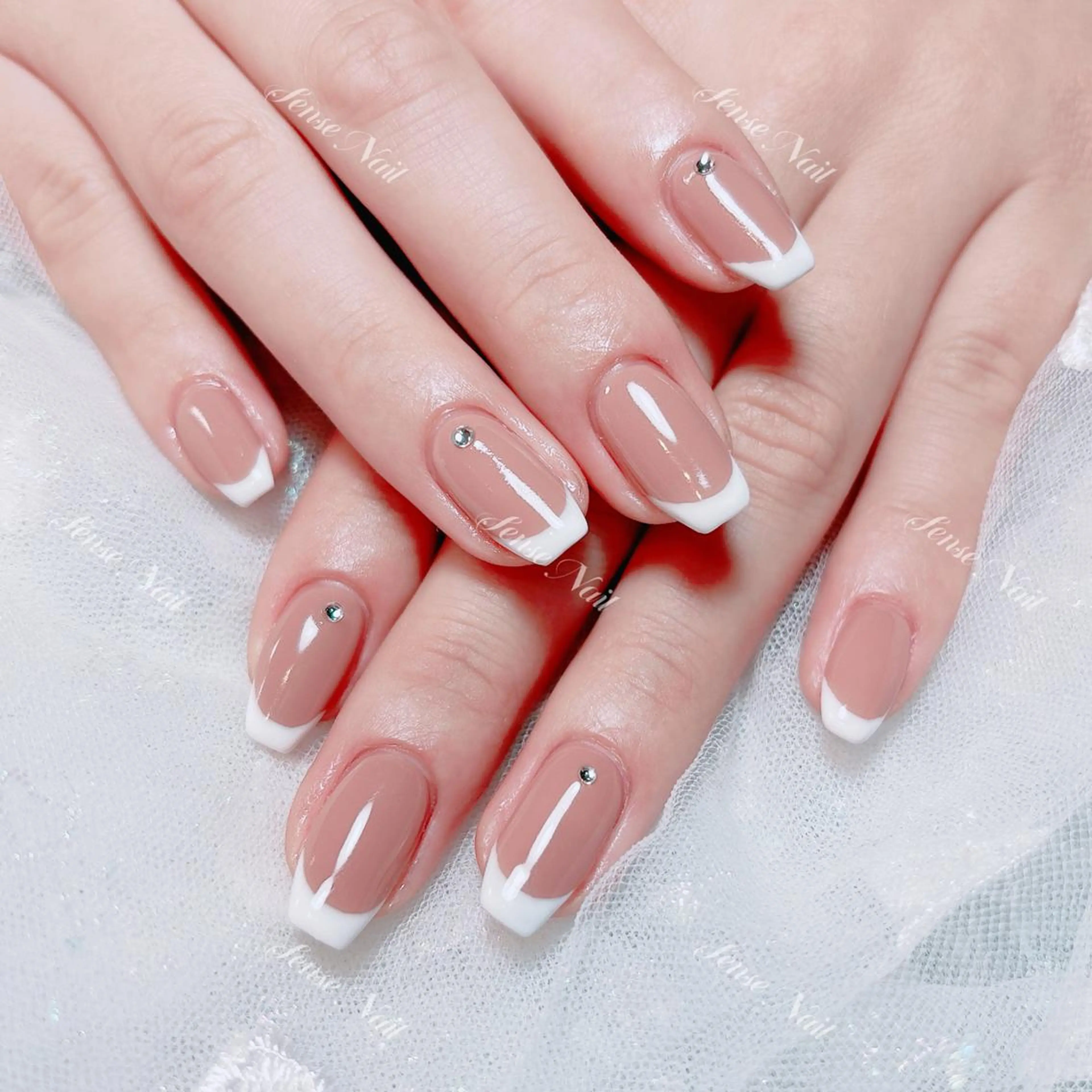 ネイル ストーンネイル ハンドネイル ハンドケア 🎀Sense Nail渋谷店🎀のネイルデザイン