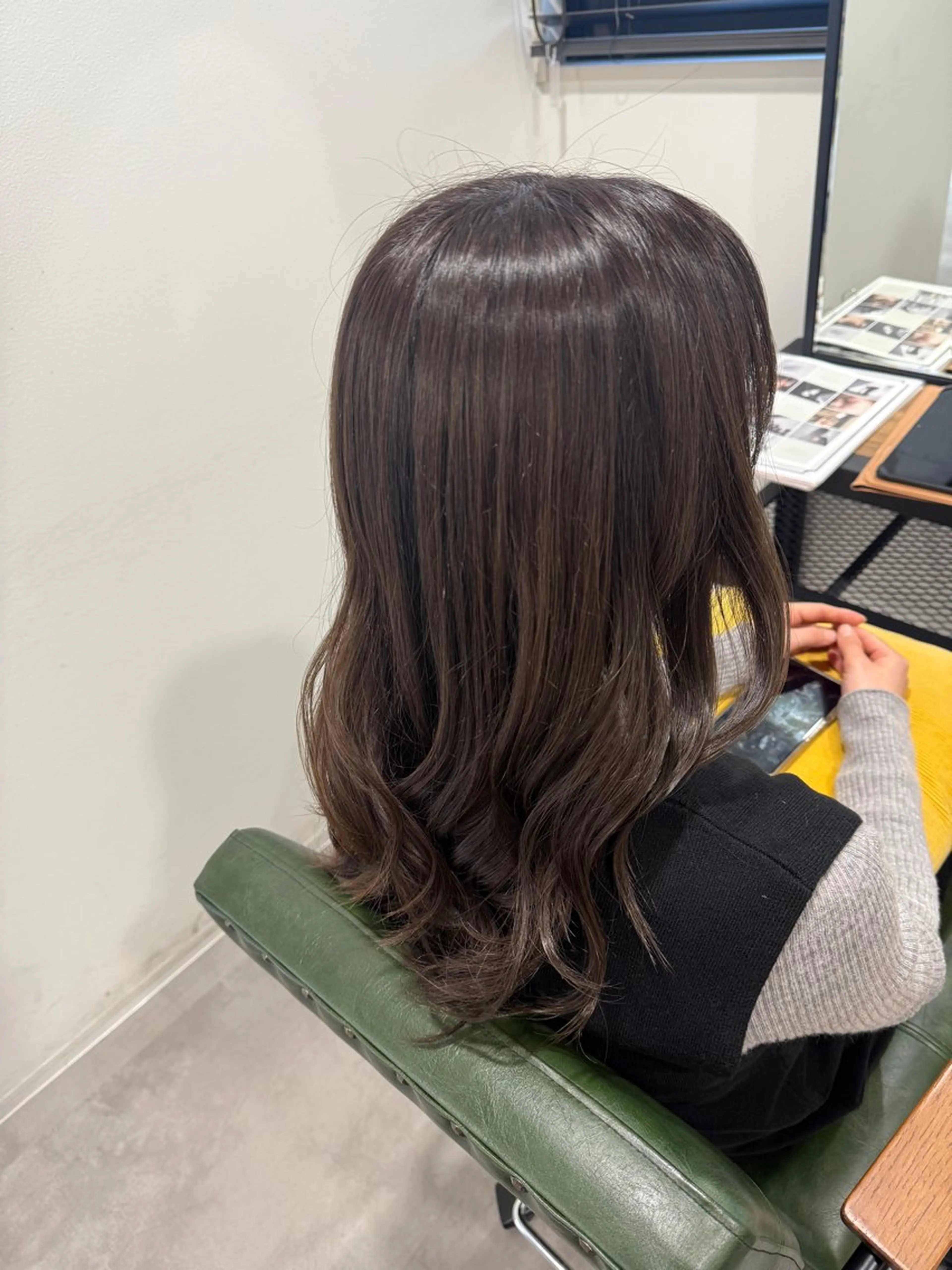 セミロング ヘアカラー オリーブ🫒レイヤー /平尾/りの‎🤍のヘアスタイル