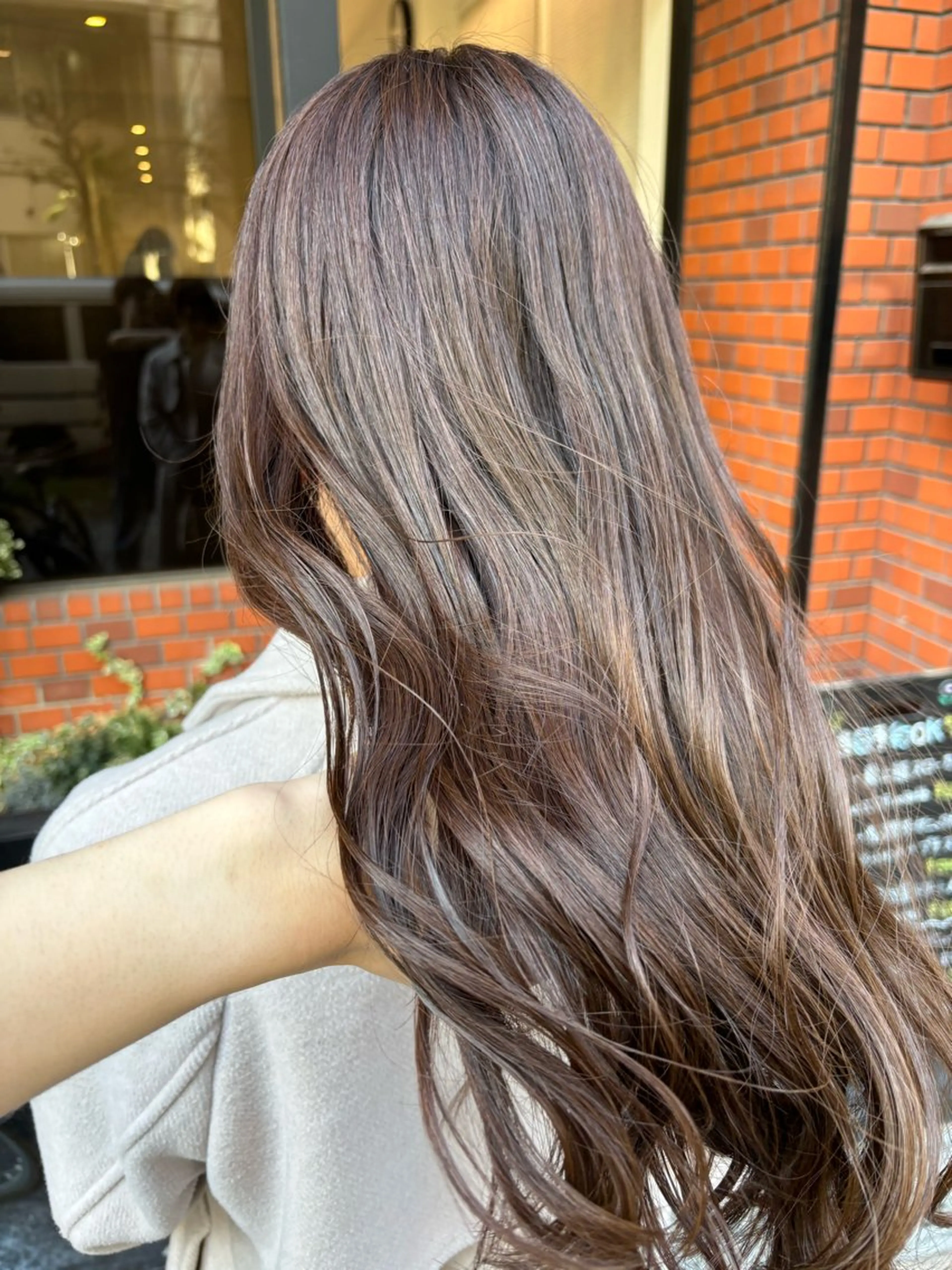 カラー cocotte宜喜 弘希のヘアスタイル