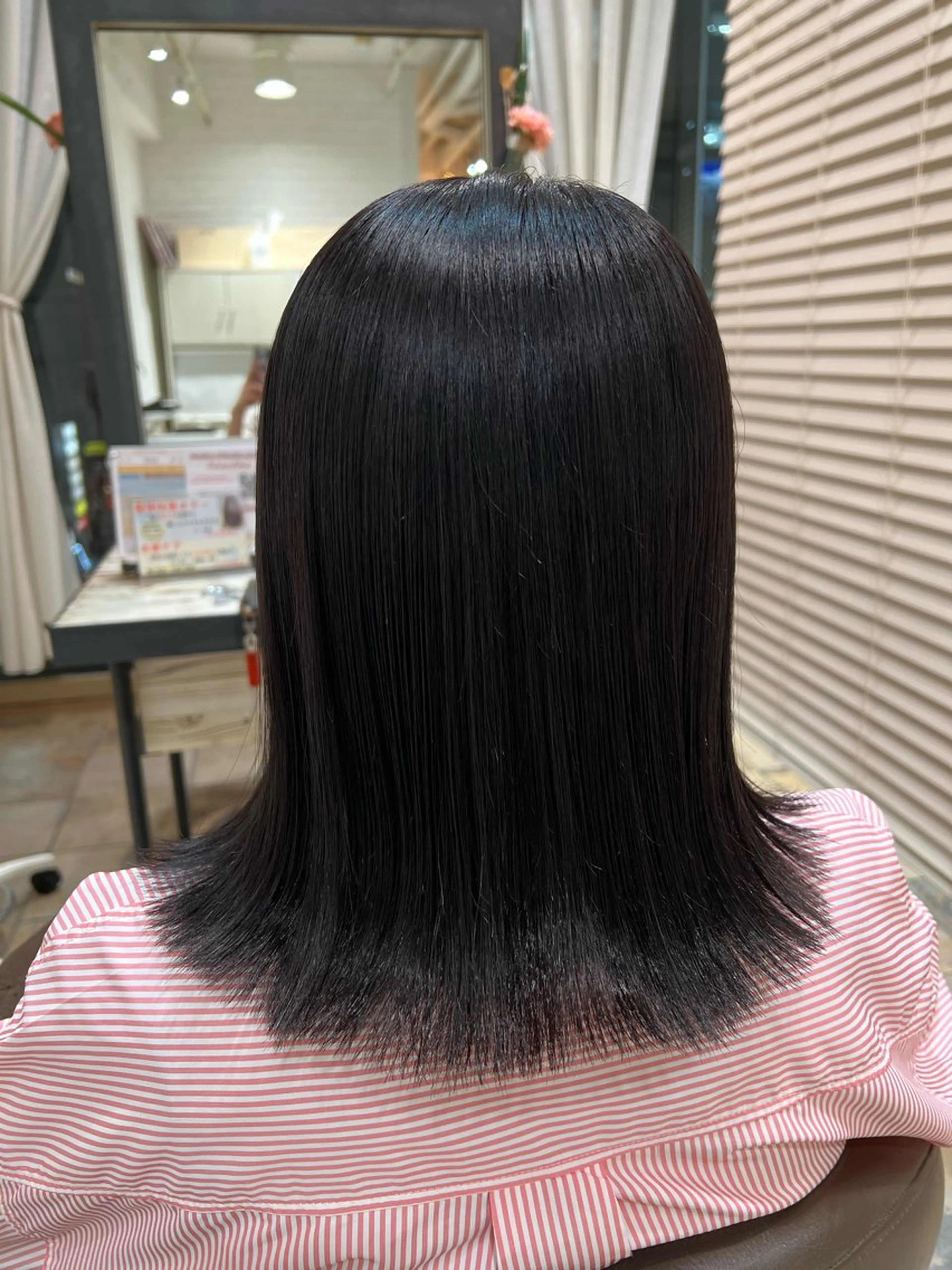 ミディアム 下池 紗加のヘアスタイル