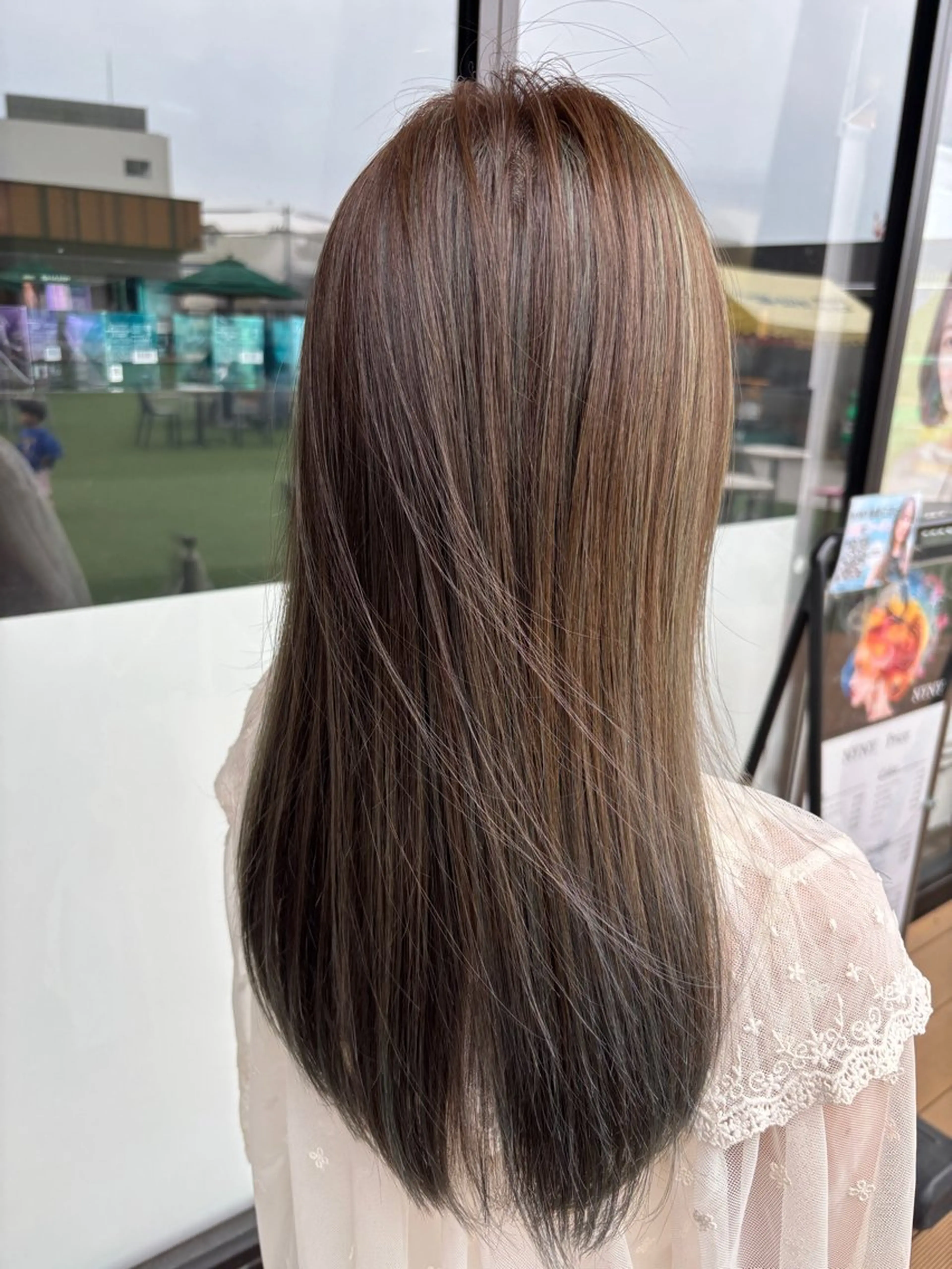 ロング カラー ヘアカラー トリートメント ブリーチ/ヘアケア/ 艶髪/イギチハルのヘアスタイル