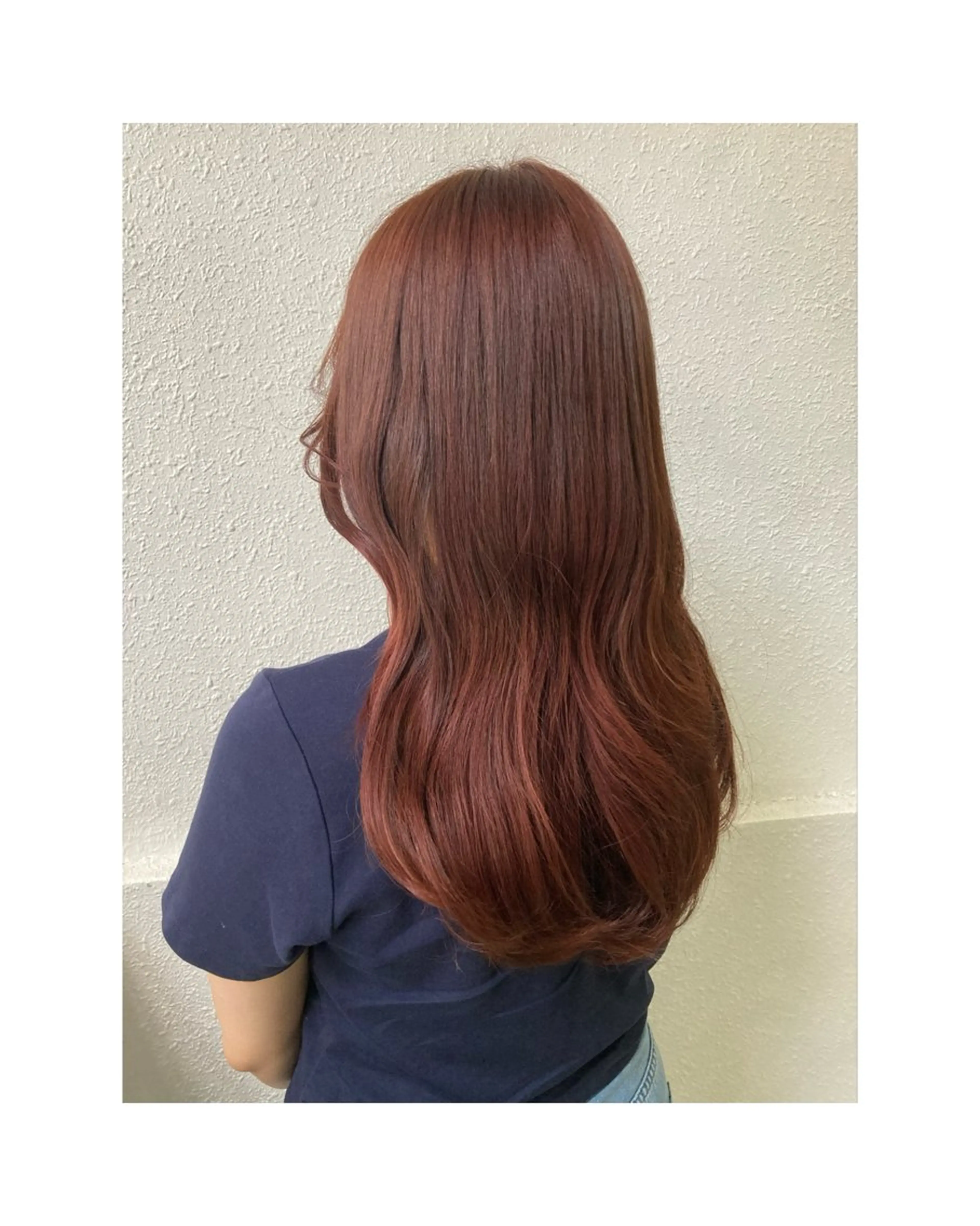 ロング Jura／ レイヤーカットのヘアスタイル