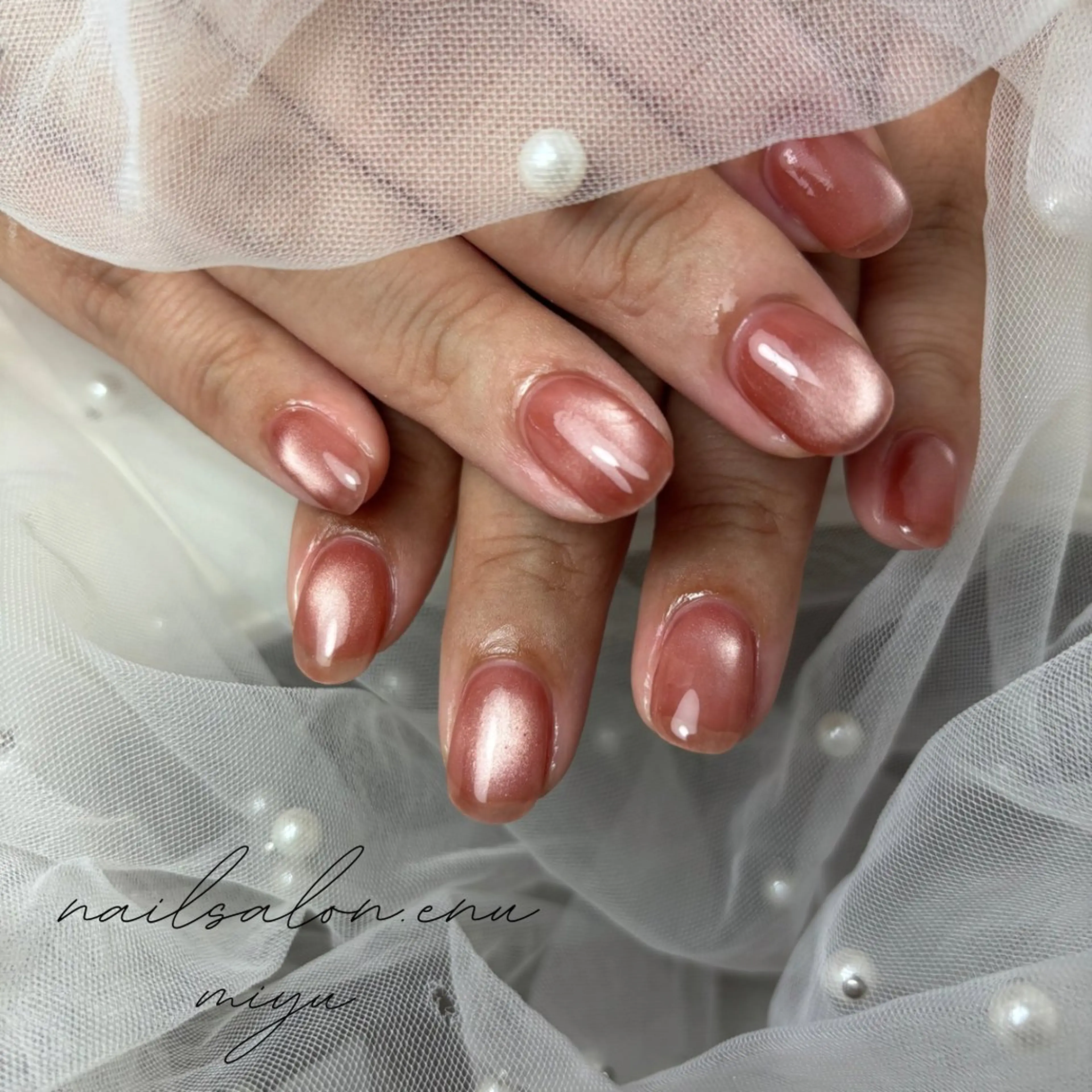 ネイル マグネットネイル nailsalon enu.　miyuのネイルデザイン