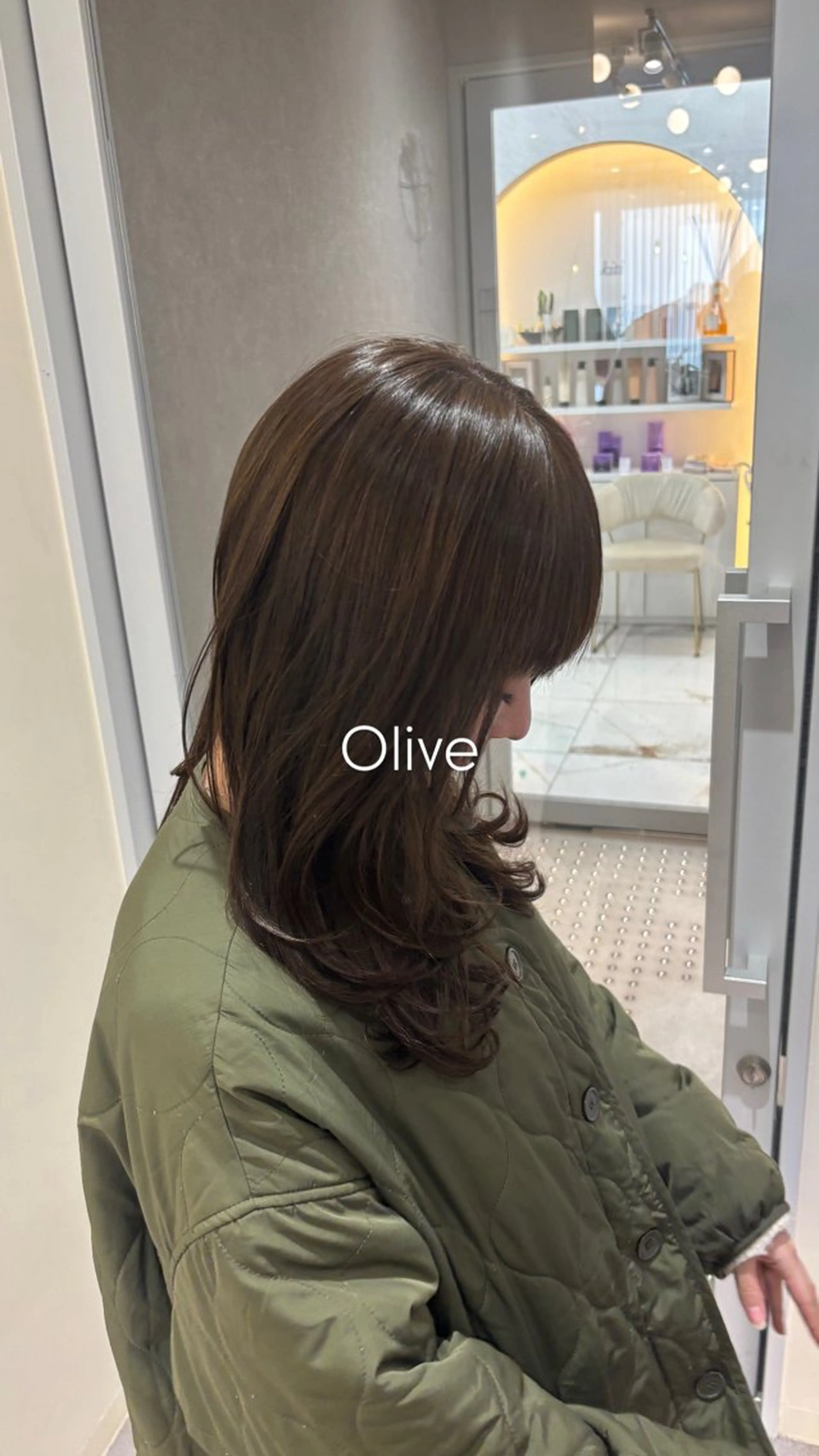 ロング カラー ベージュカラー 透明感カラー グレージュ オリーブベージュ オリーブカラー カット ヘアカラー トリートメント TinkerLip所属・レイヤー/ボブ/暗髪 透明感カラーChieのヘアスタイル