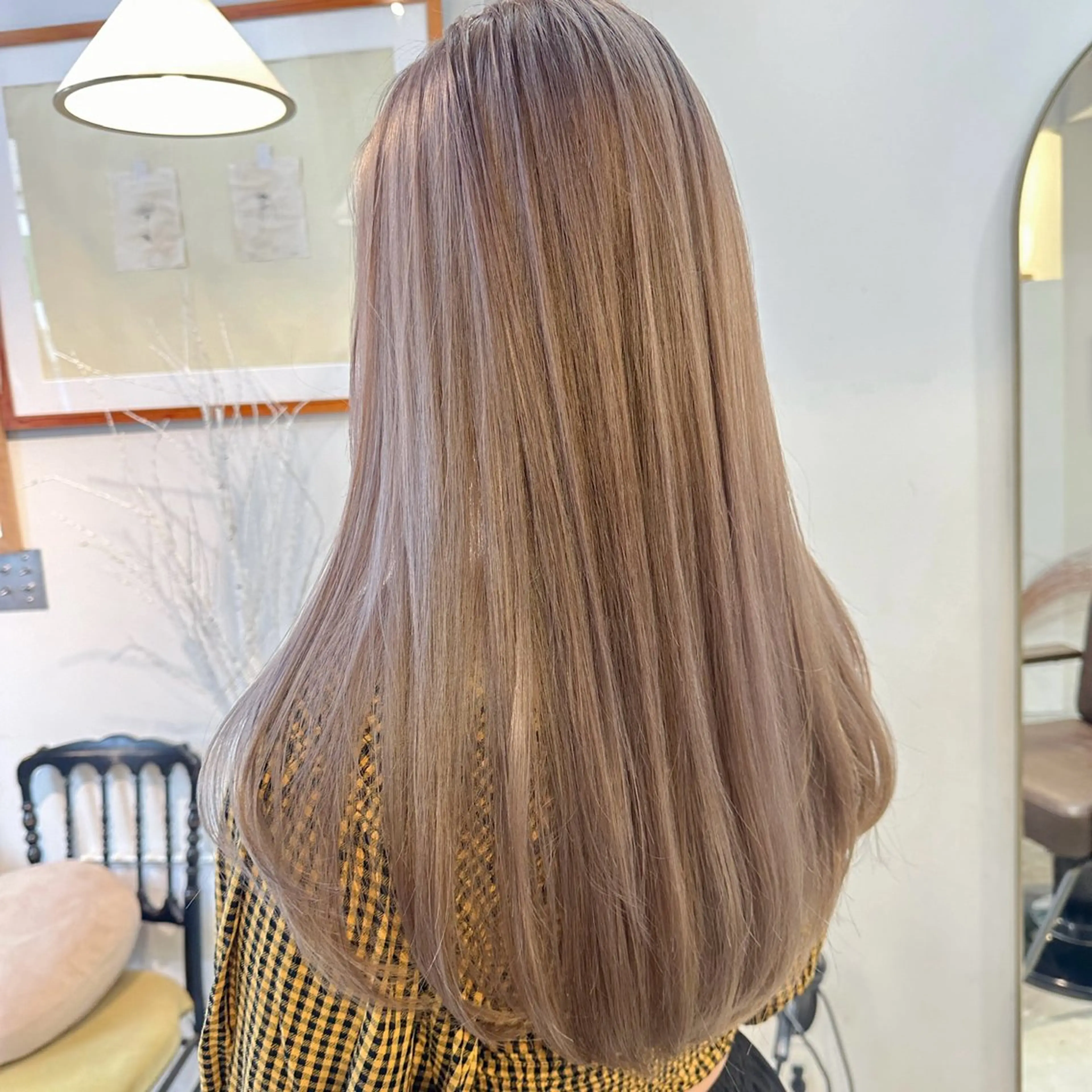 カラー ヘアカラー ハイトーン／暖色 👩🏼HONOKAのヘアスタイル